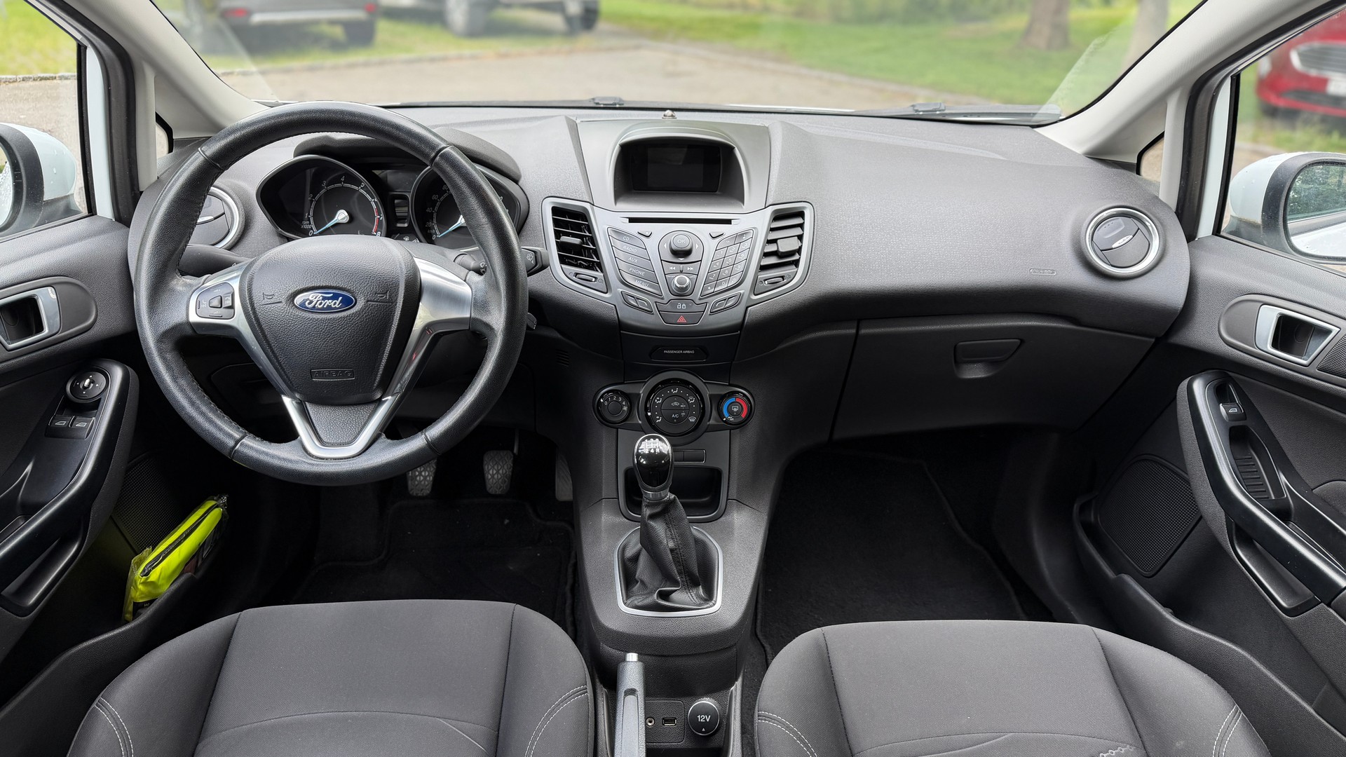 FORD Fiesta 1.0 SCTi Trend-image-4