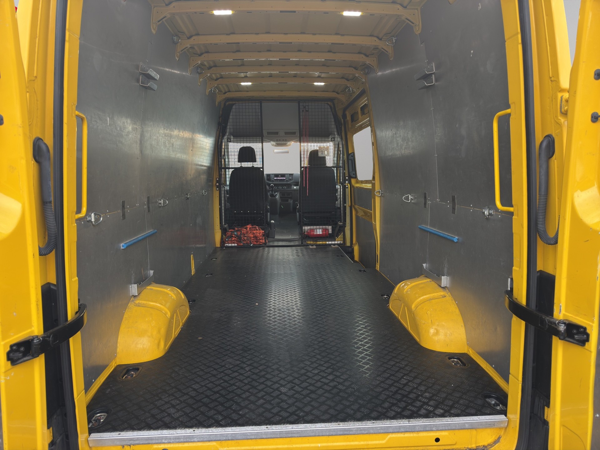 VW Crafter 35 2.0 TDI Entry L4 4Motion-image-11