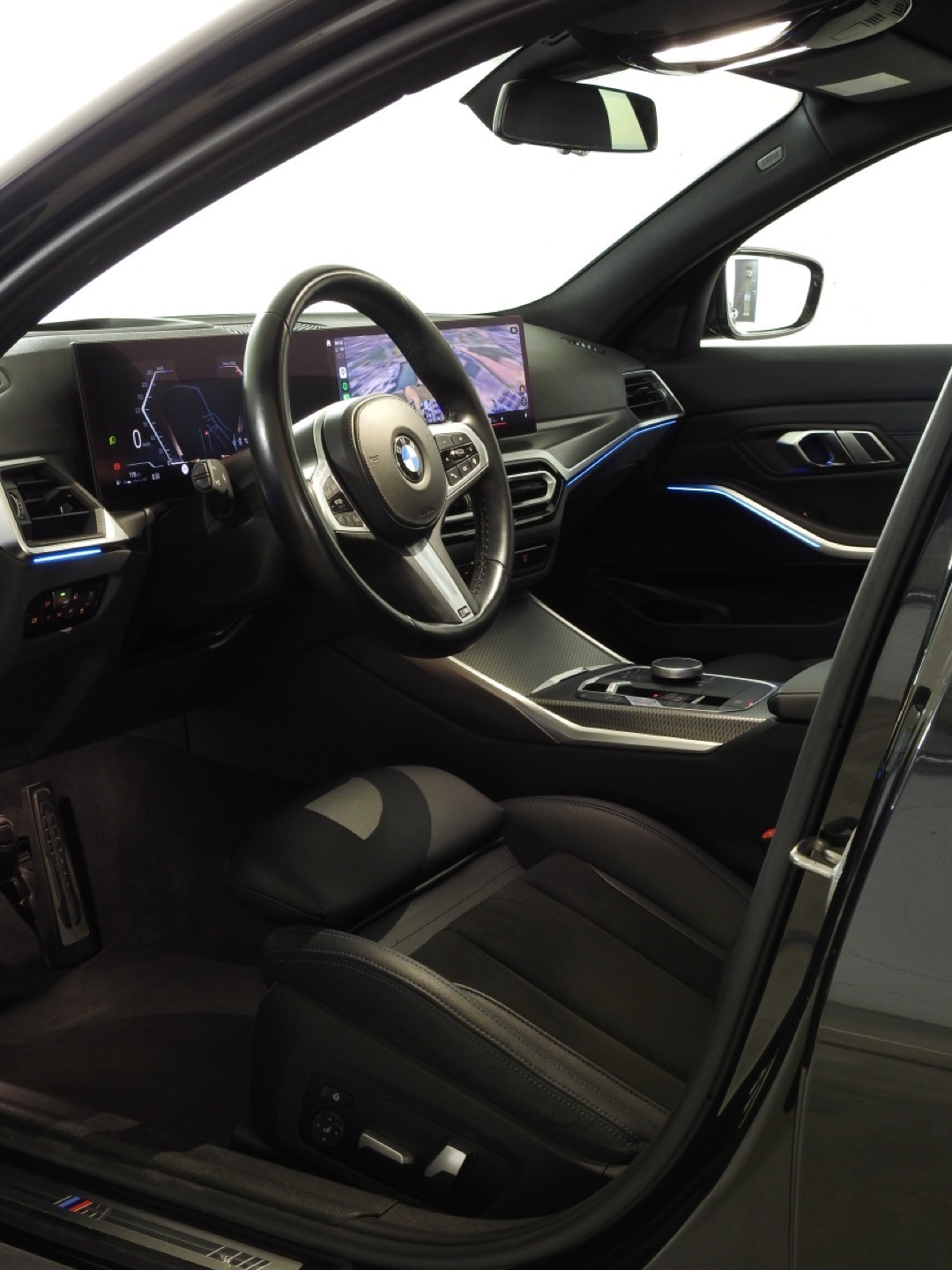 BMW 330i xDrive Steptronic M Sport-image-8