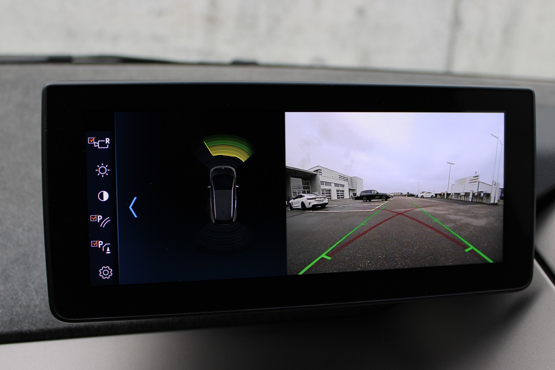 BMW i3s (120Ah)-image-14