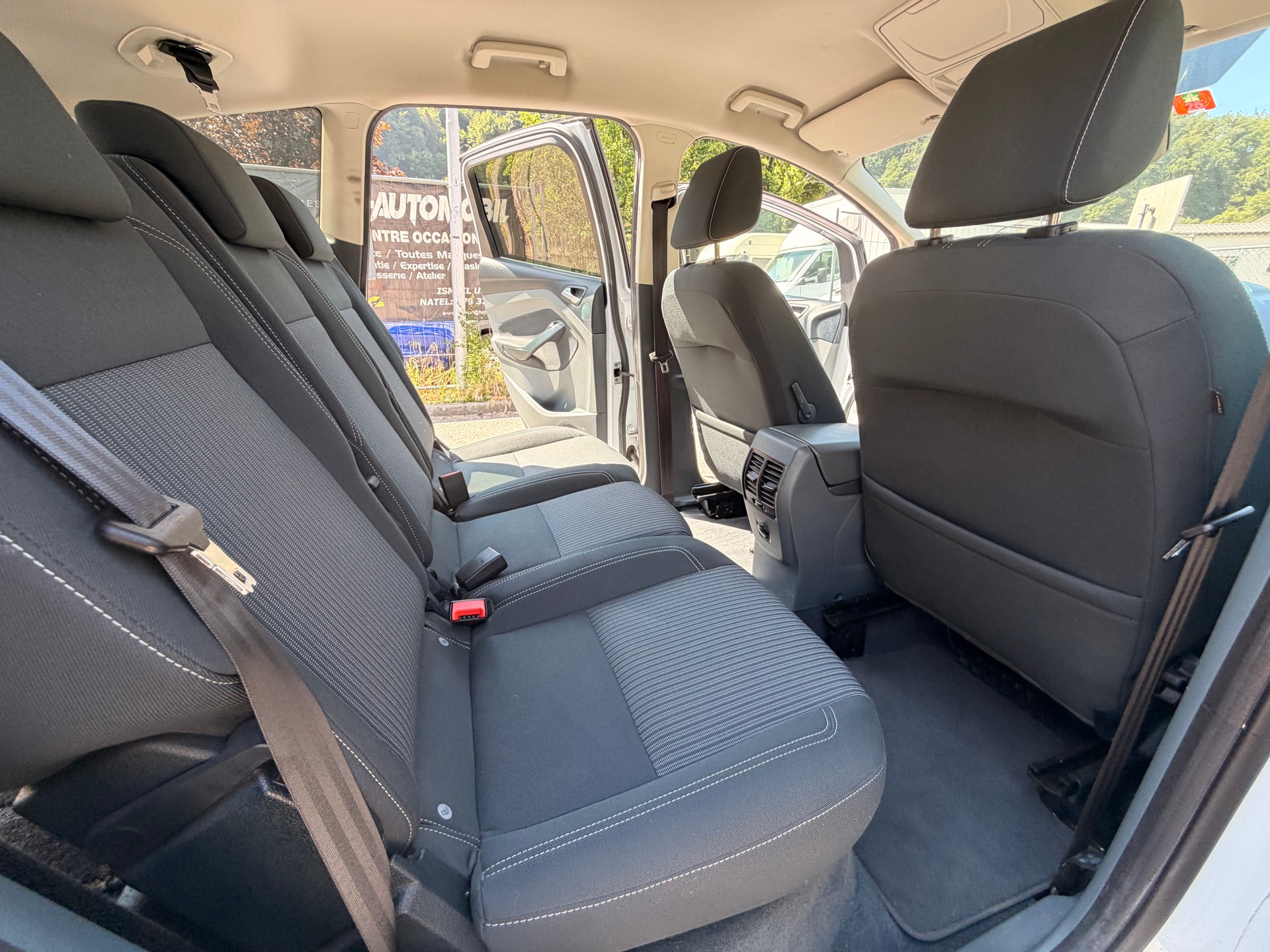 FORD C-Max 2.0 TDCi Carving PowerShift-image-12