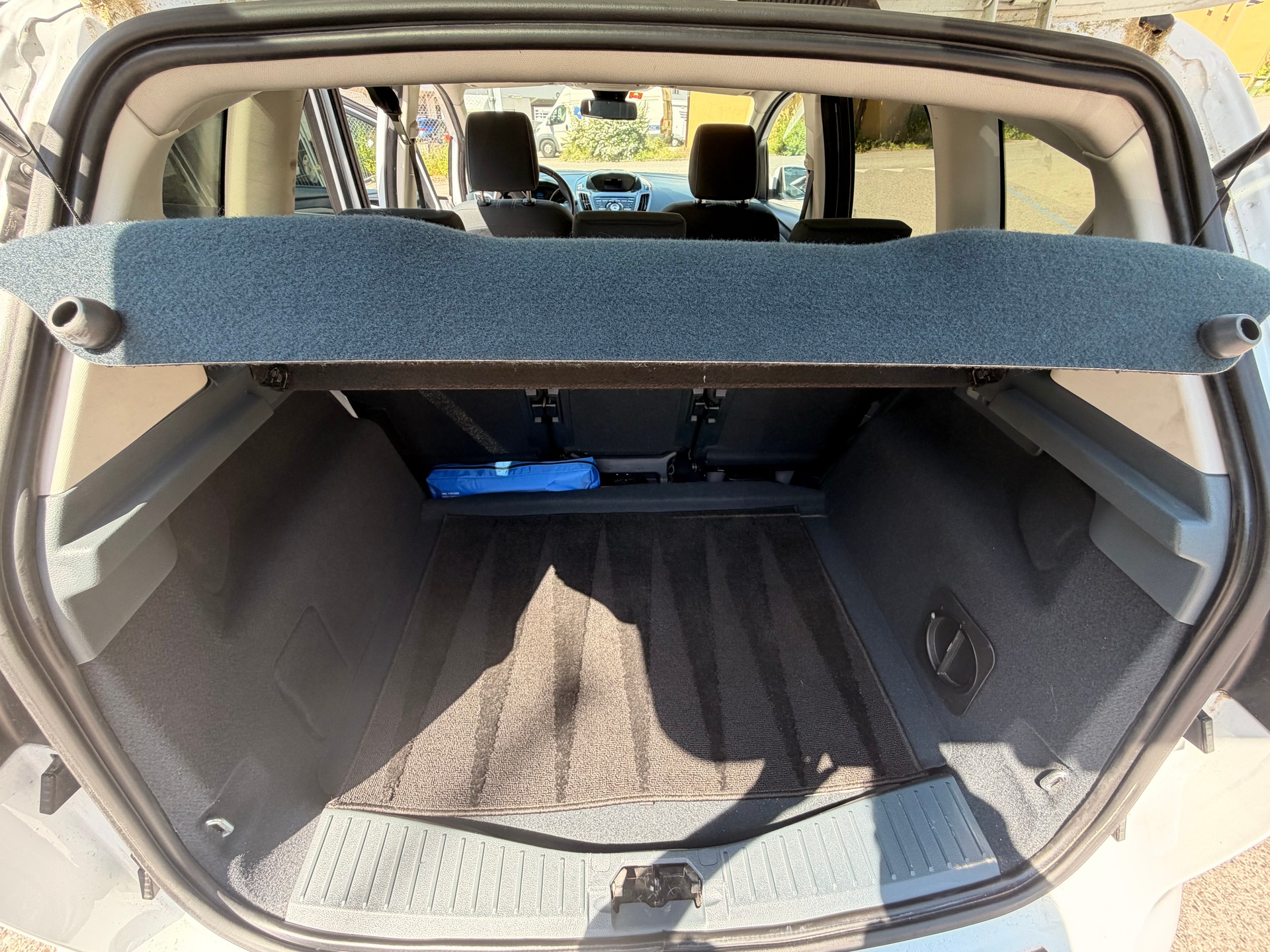 FORD C-Max 2.0 TDCi Carving PowerShift-image-11