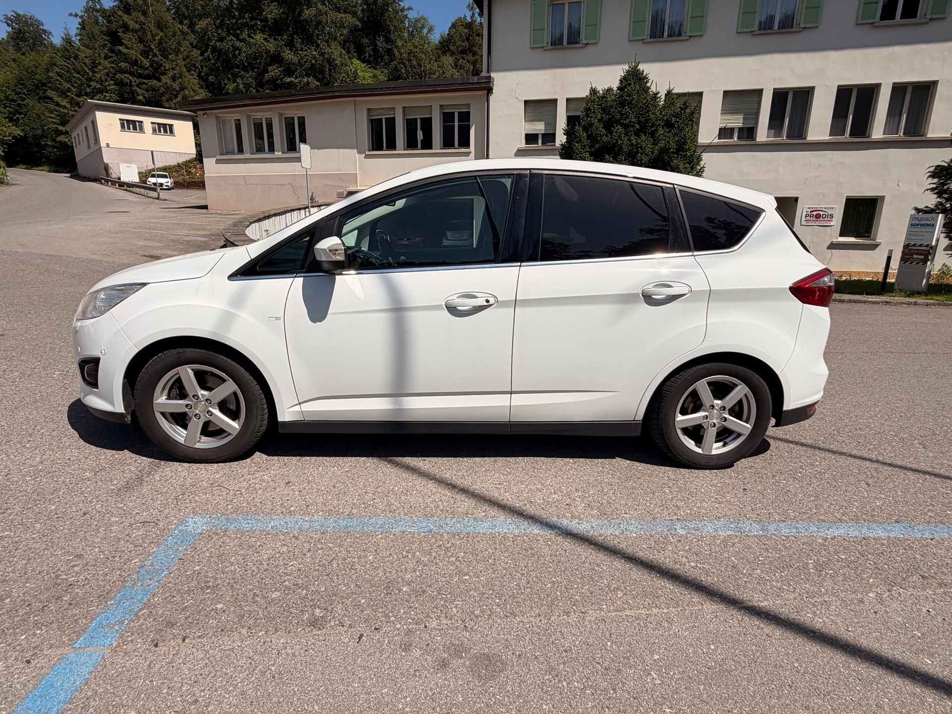 FORD C-Max 2.0 TDCi Carving PowerShift-showroom-element-2