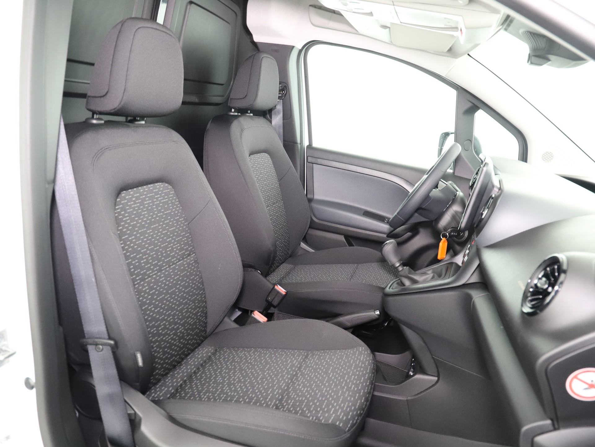 MERCEDES-BENZ Citan 112 CDI Base-image-10