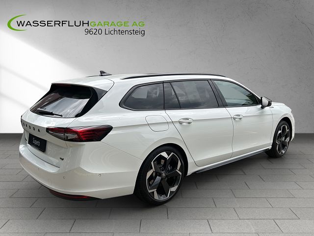 SKODA Superb Combi 2.0 TSI Sportline 4x4 DSG-showroom-element-2