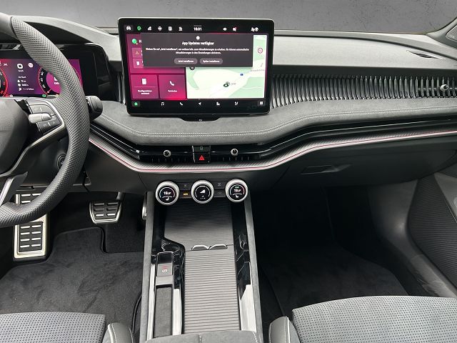 SKODA Superb Combi 2.0 TSI Sportline 4x4 DSG-image-8