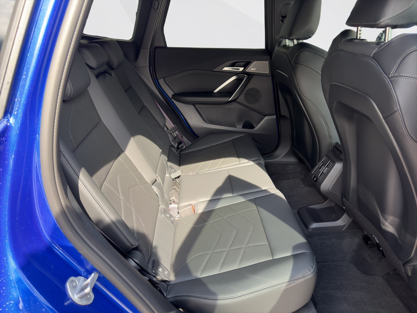 BMW X1 23i xDrive-image-19