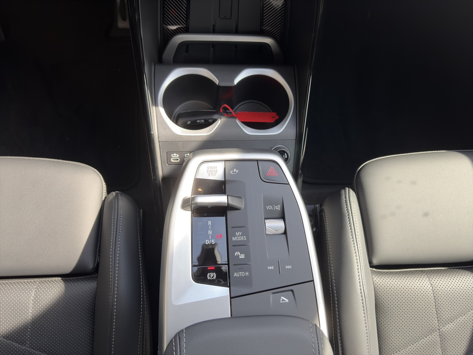 BMW X1 23i xDrive-image-14
