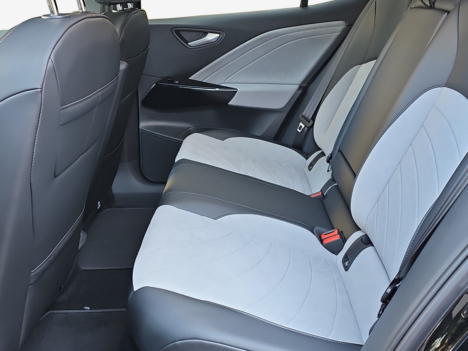 VW ID.3 Pro 59 kWh Pro United-image-11