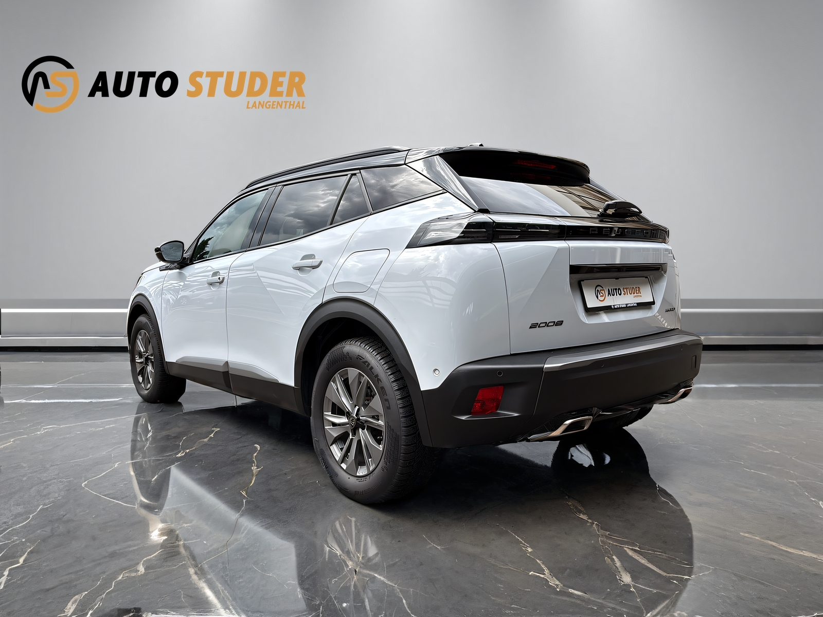 PEUGEOT 2008 1.2 Hybrid 145 GT-image-8