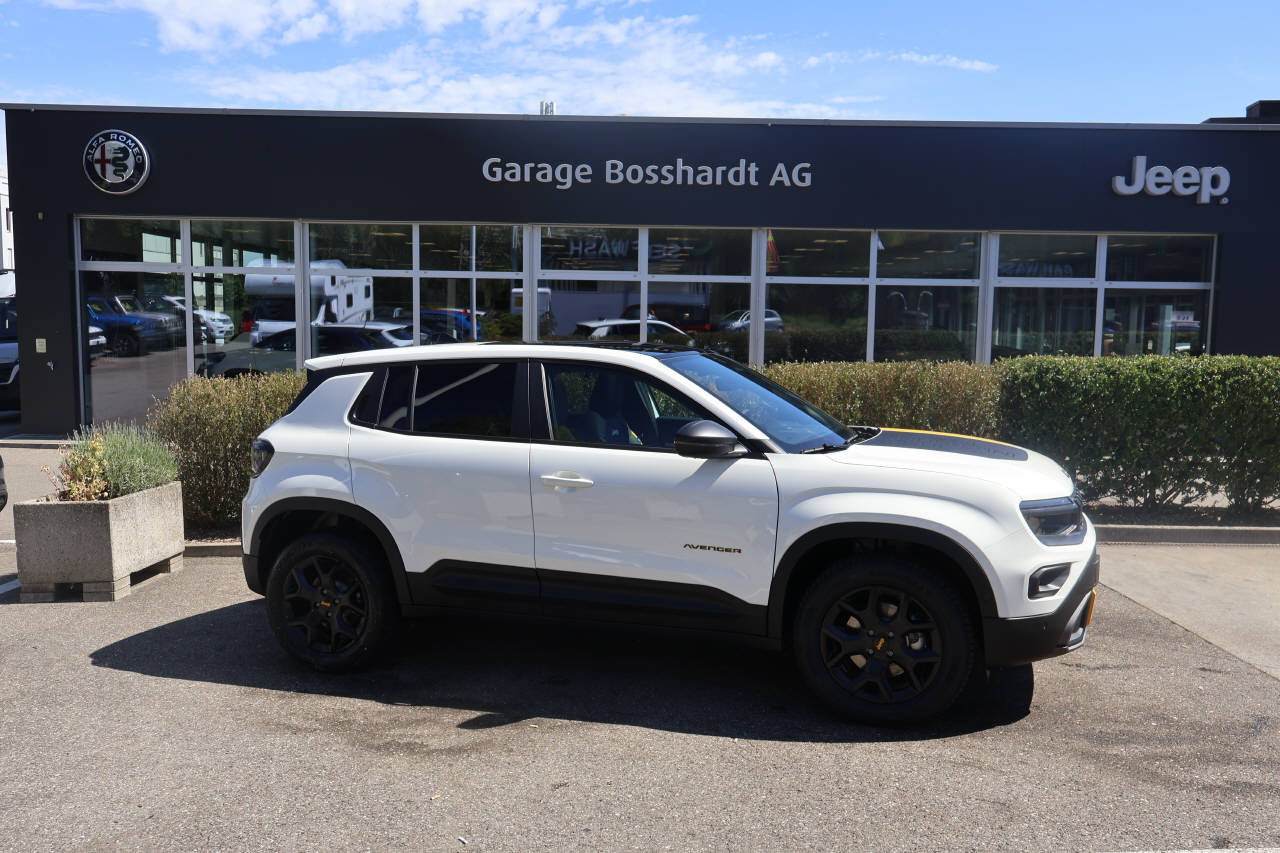 JEEP Avenger 1.2 MHEV The North Face 4xe-image-0