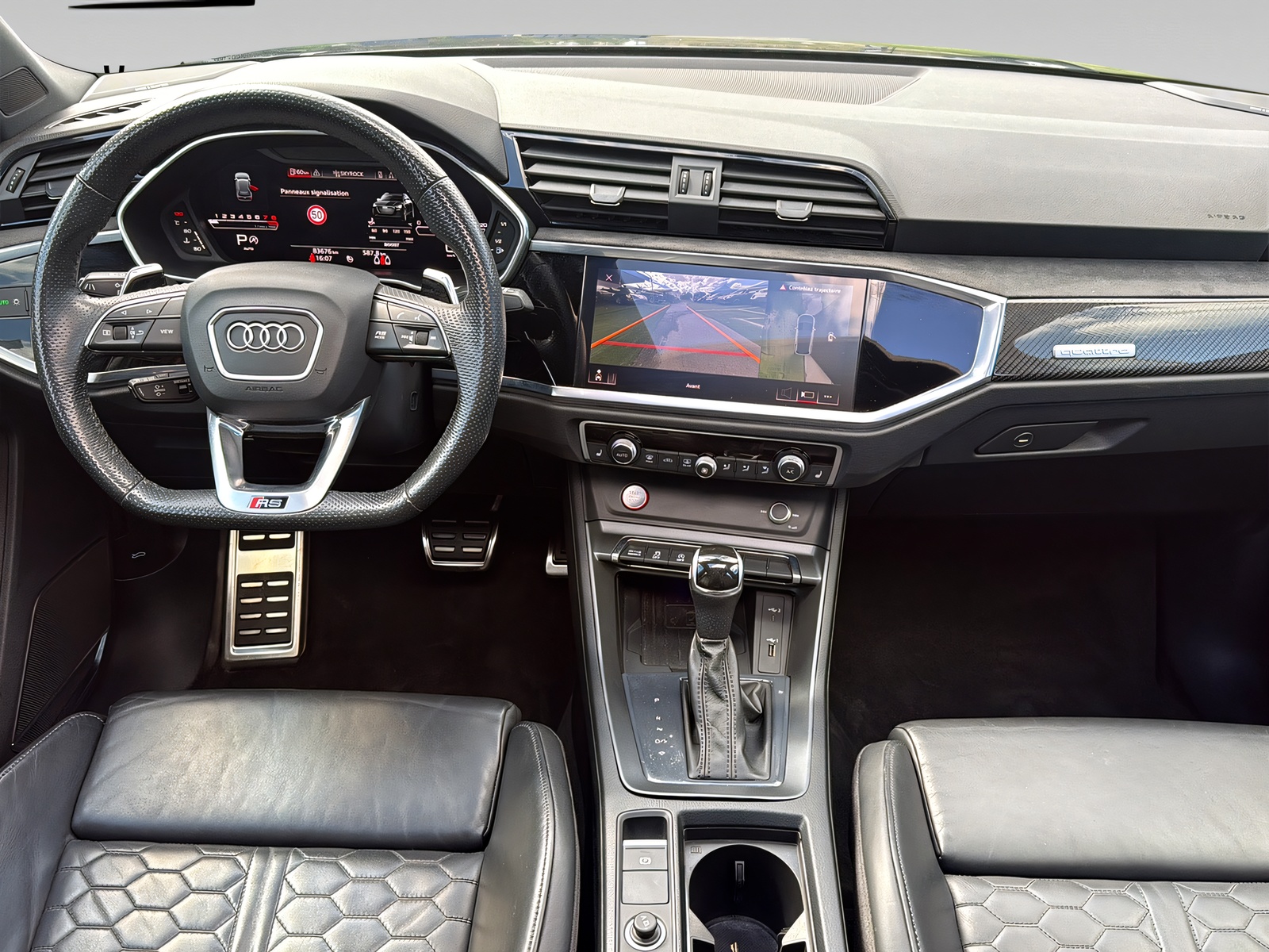 AUDI RS Q3 2.5 TFSI quattro S tronic-image-12