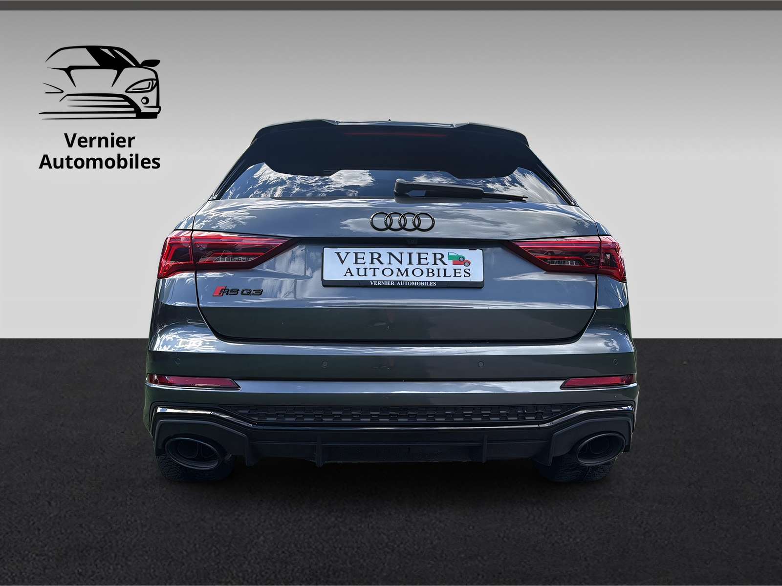AUDI RS Q3 2.5 TFSI quattro S tronic-image-4