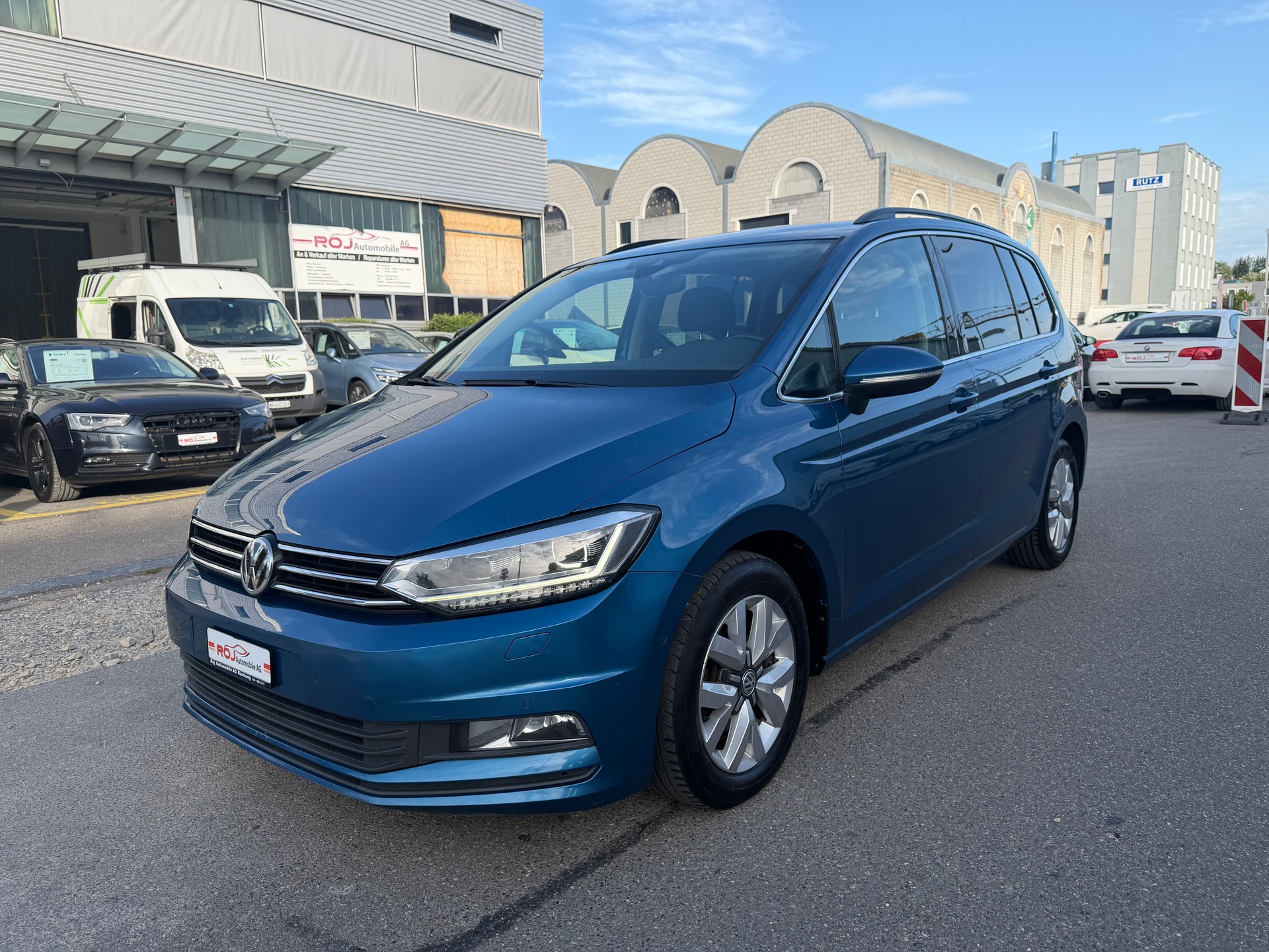 VW Touran 2.0 TDI BlueMotion Technology Comfortline DSG-image-1