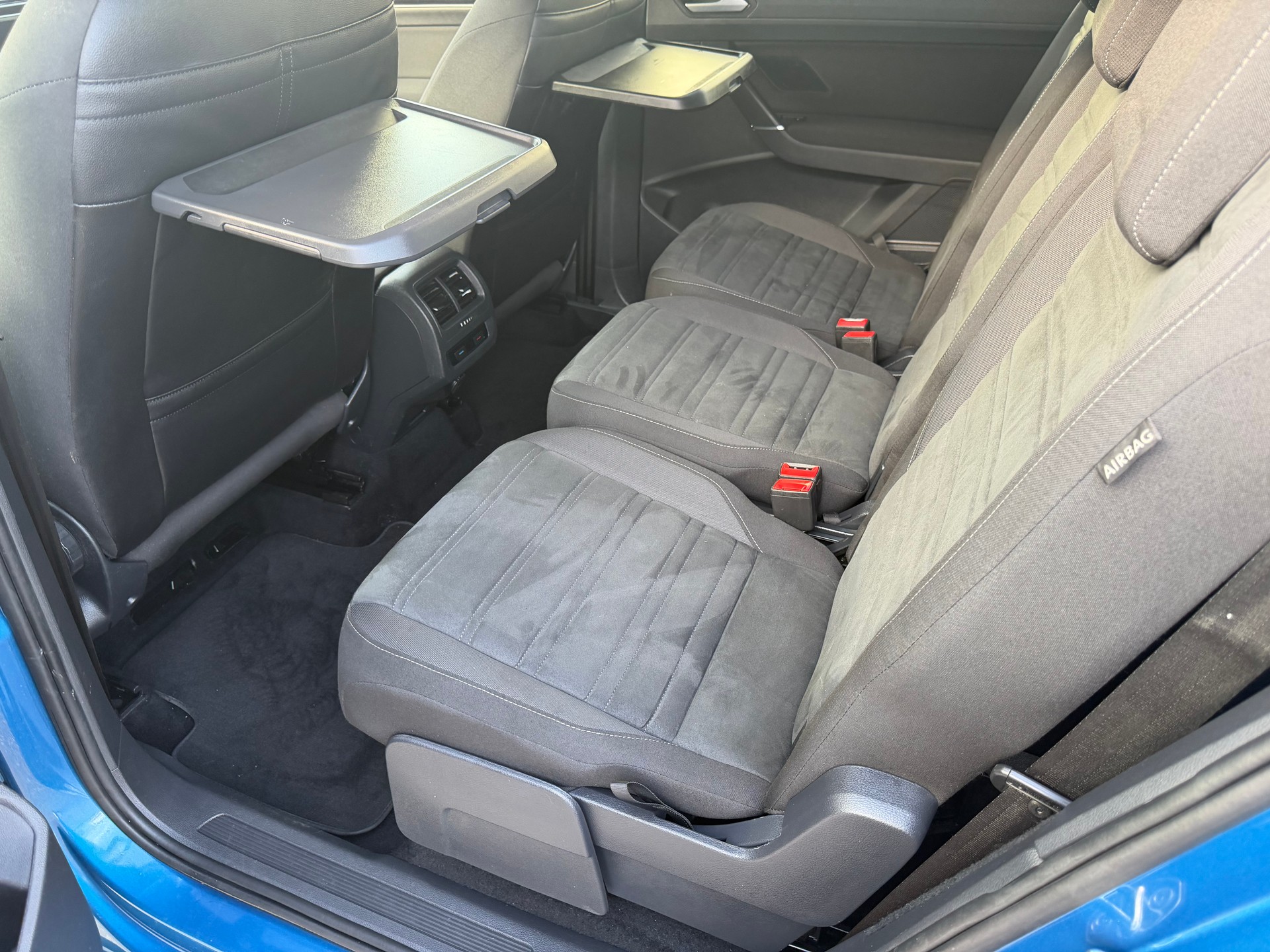 VW Touran 2.0 TDI BlueMotion Technology Comfortline DSG-image-8