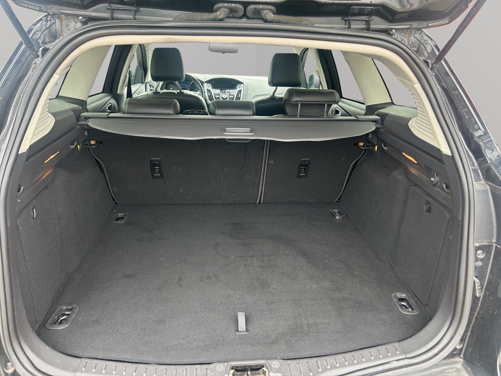 FORD Focus 2.0 TDCi Titanium PowerShift-image-17