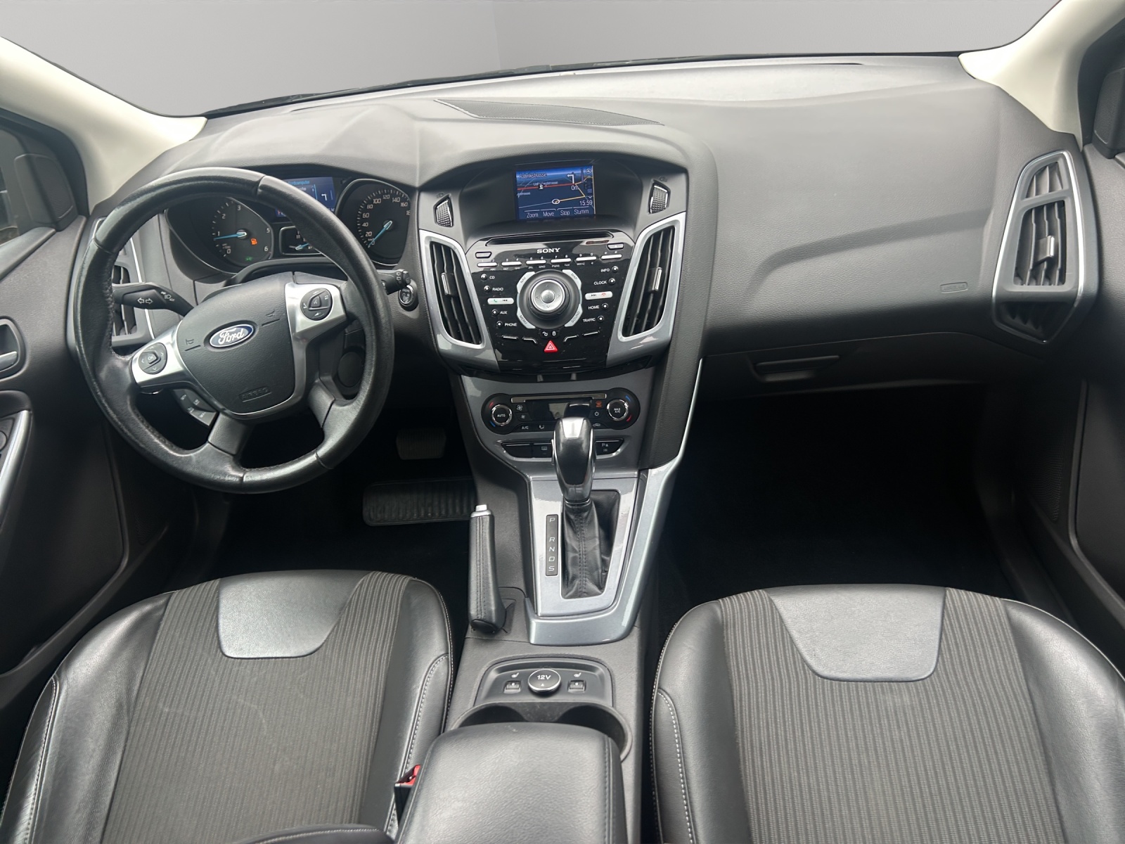 FORD Focus 2.0 TDCi Titanium PowerShift-image-9