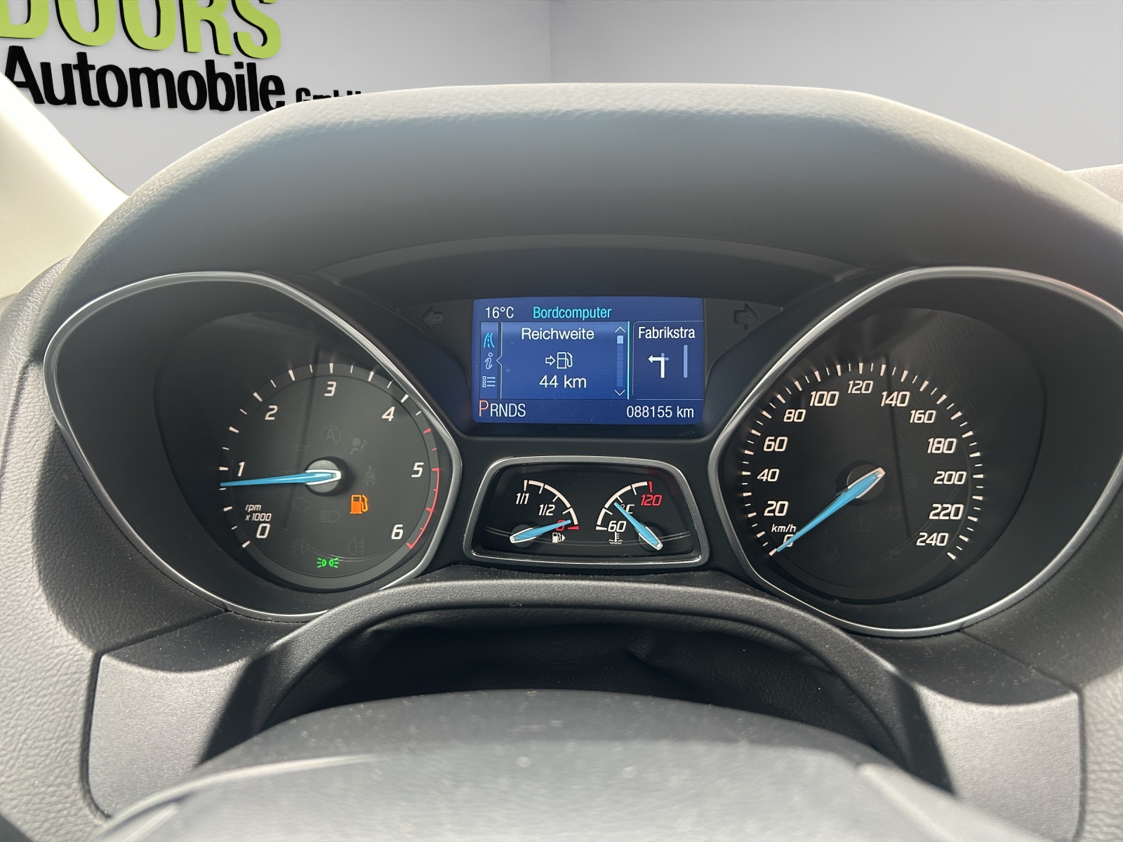 FORD Focus 2.0 TDCi Titanium PowerShift-image-18