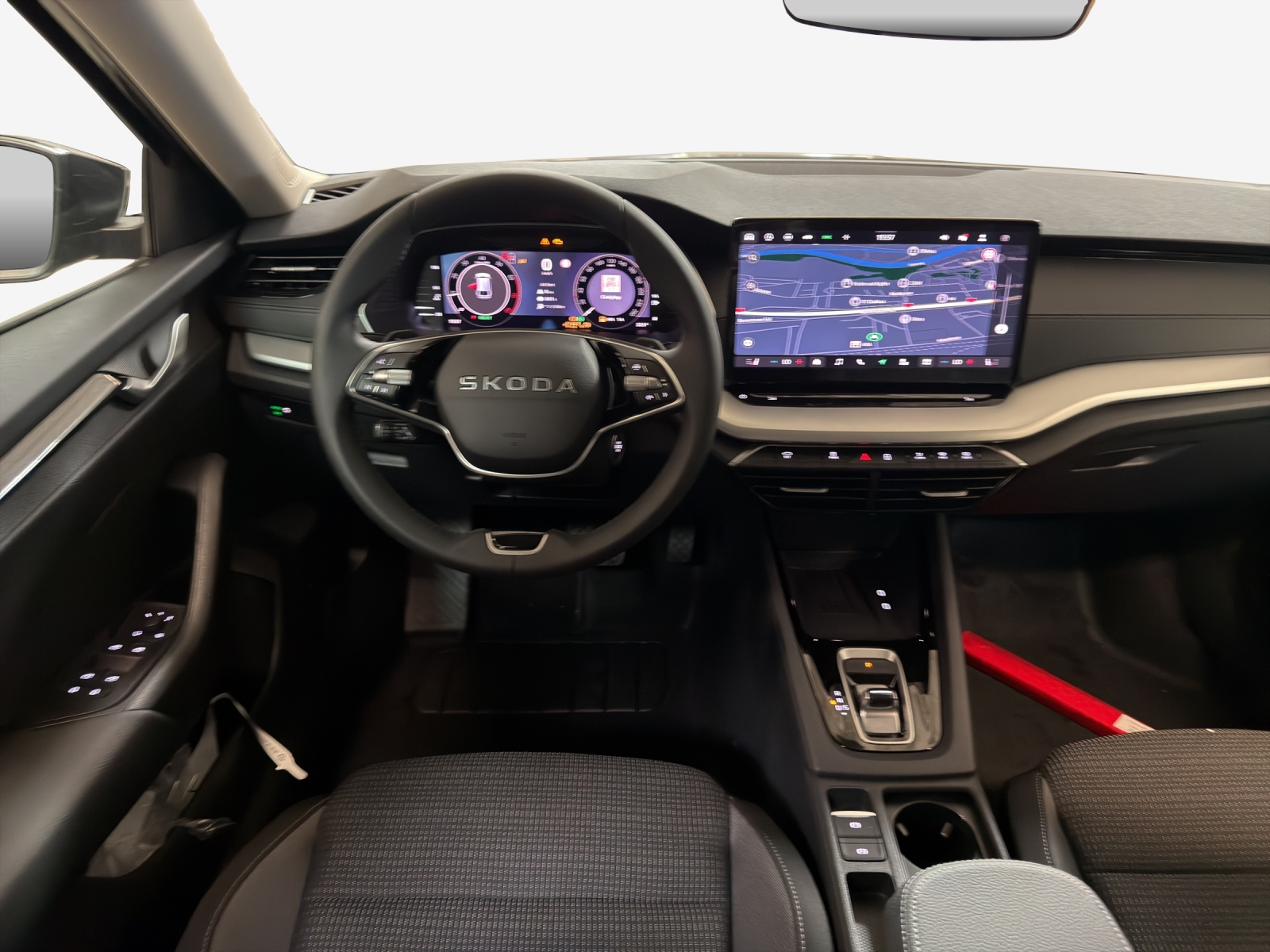 SKODA Octavia Combi 1.5 TSI mHEV DSG Dynamic-image-8