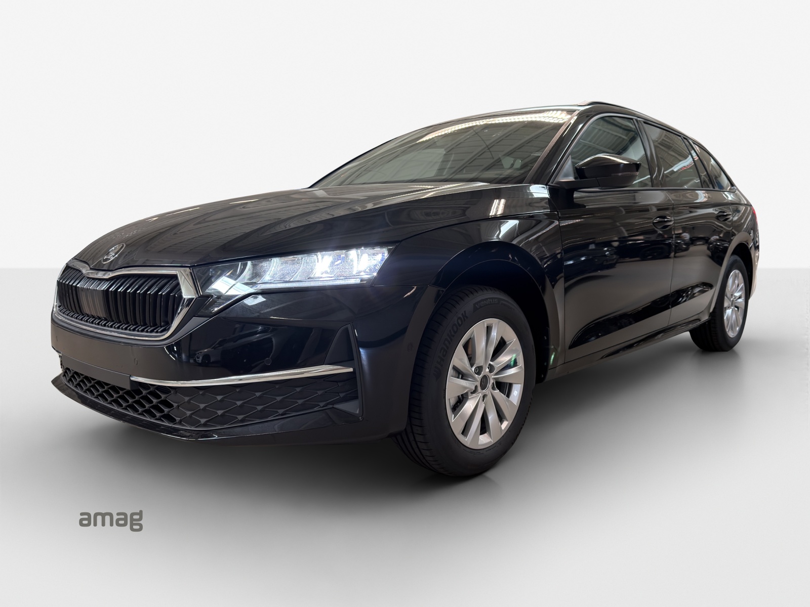SKODA Octavia Combi 1.5 TSI mHEV DSG Dynamic-image-0
