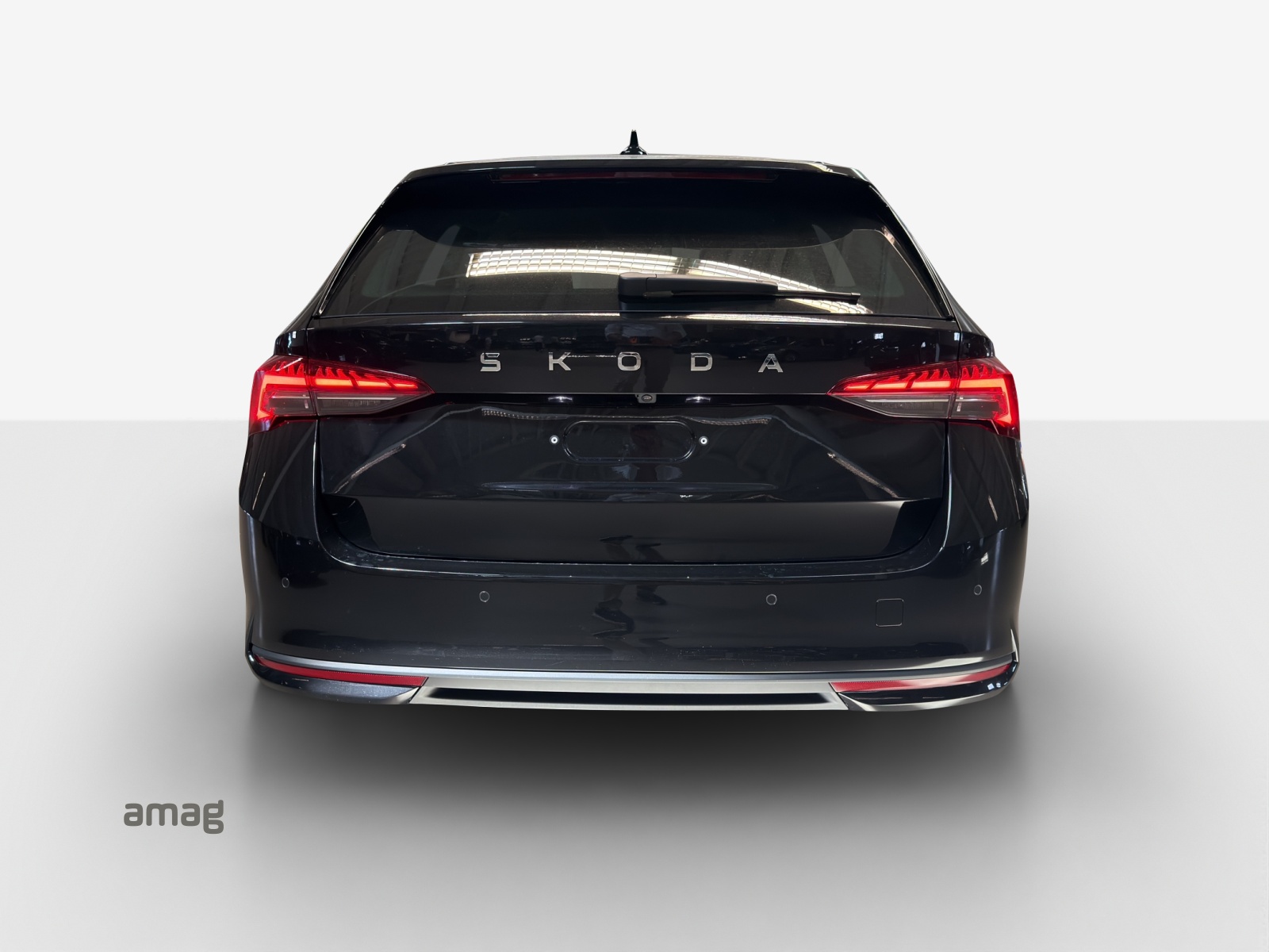 SKODA Octavia Combi 1.5 TSI mHEV DSG Dynamic-image-3