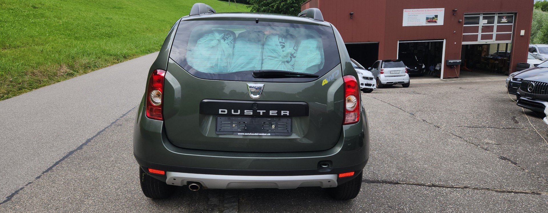 DACIA Duster 1.5 dCi Lauréate 4x4-image-3