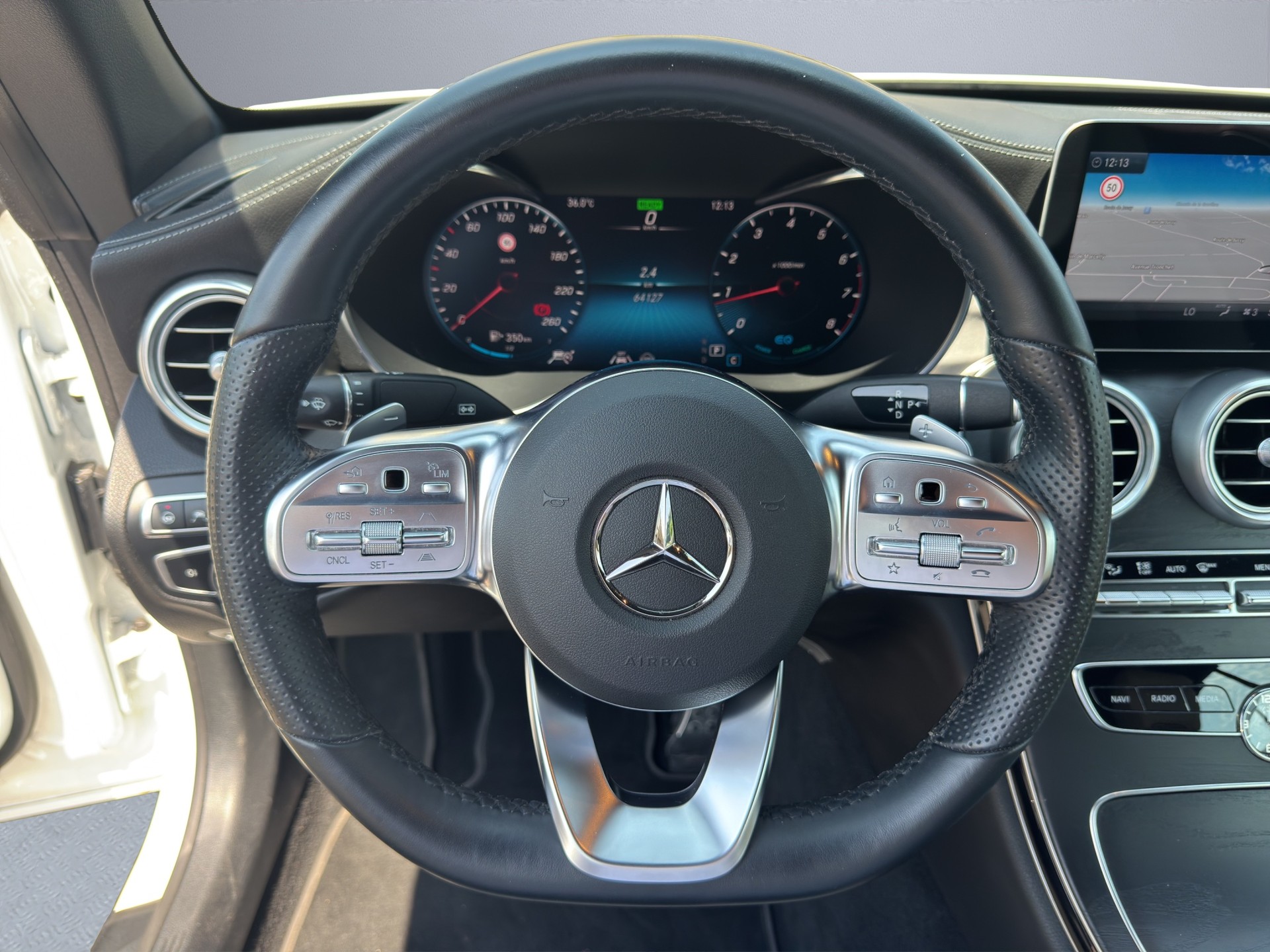 MERCEDES-BENZ C 300 AMG Line 4Matic Cabriolet 9G-Tronic-image-11