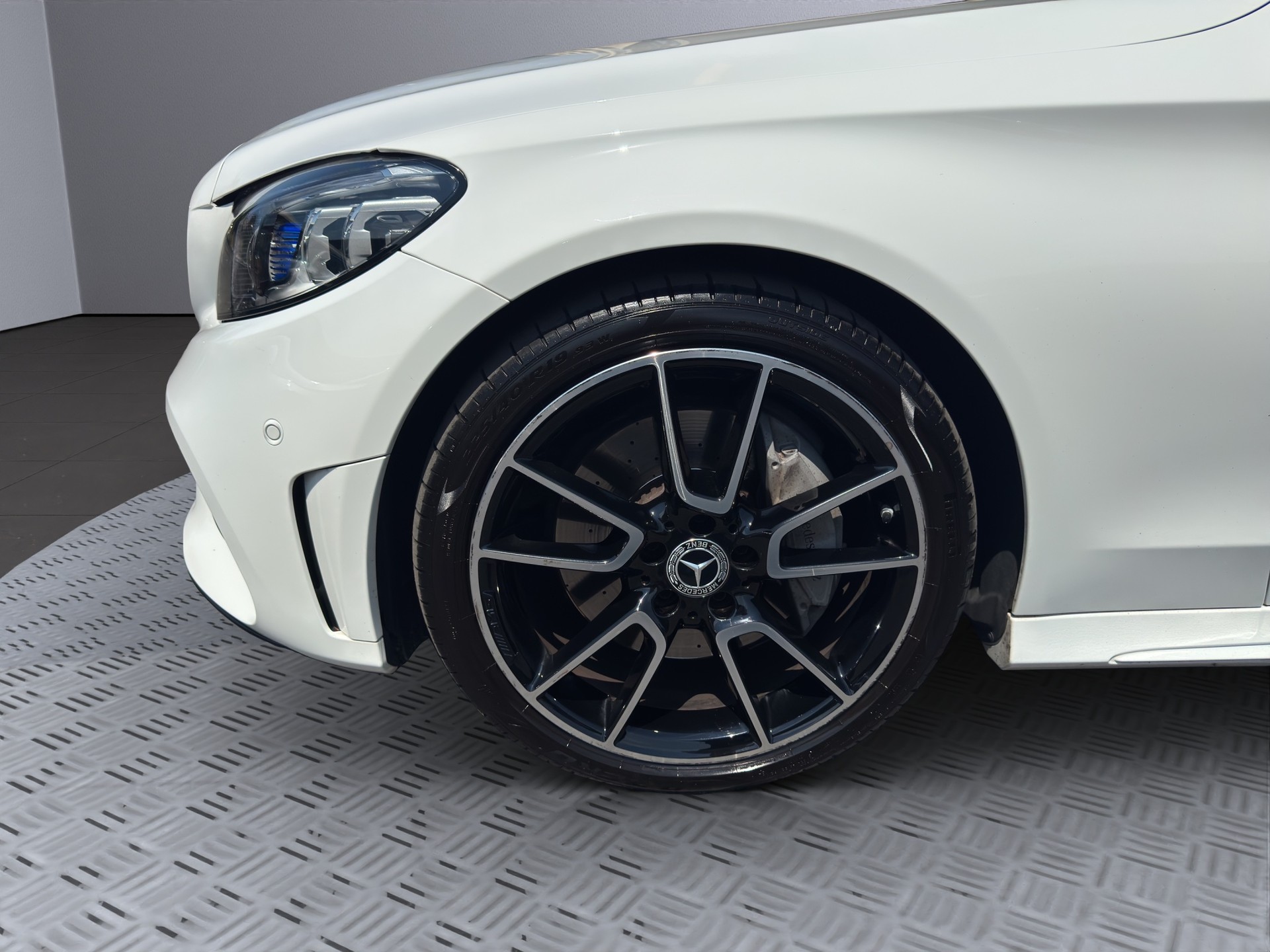 MERCEDES-BENZ C 300 AMG Line 4Matic Cabriolet 9G-Tronic-image-8
