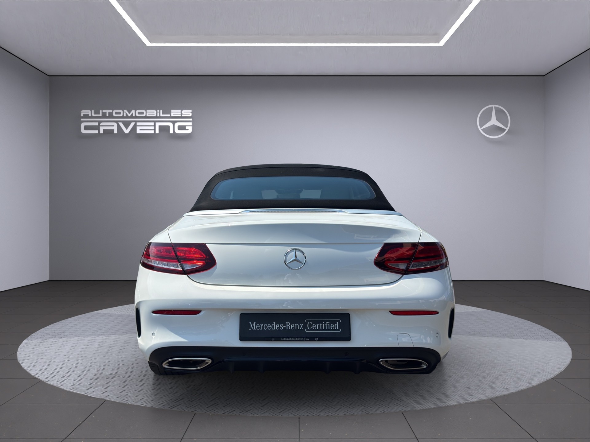 MERCEDES-BENZ C 300 AMG Line 4Matic Cabriolet 9G-Tronic-showroom-element-3
