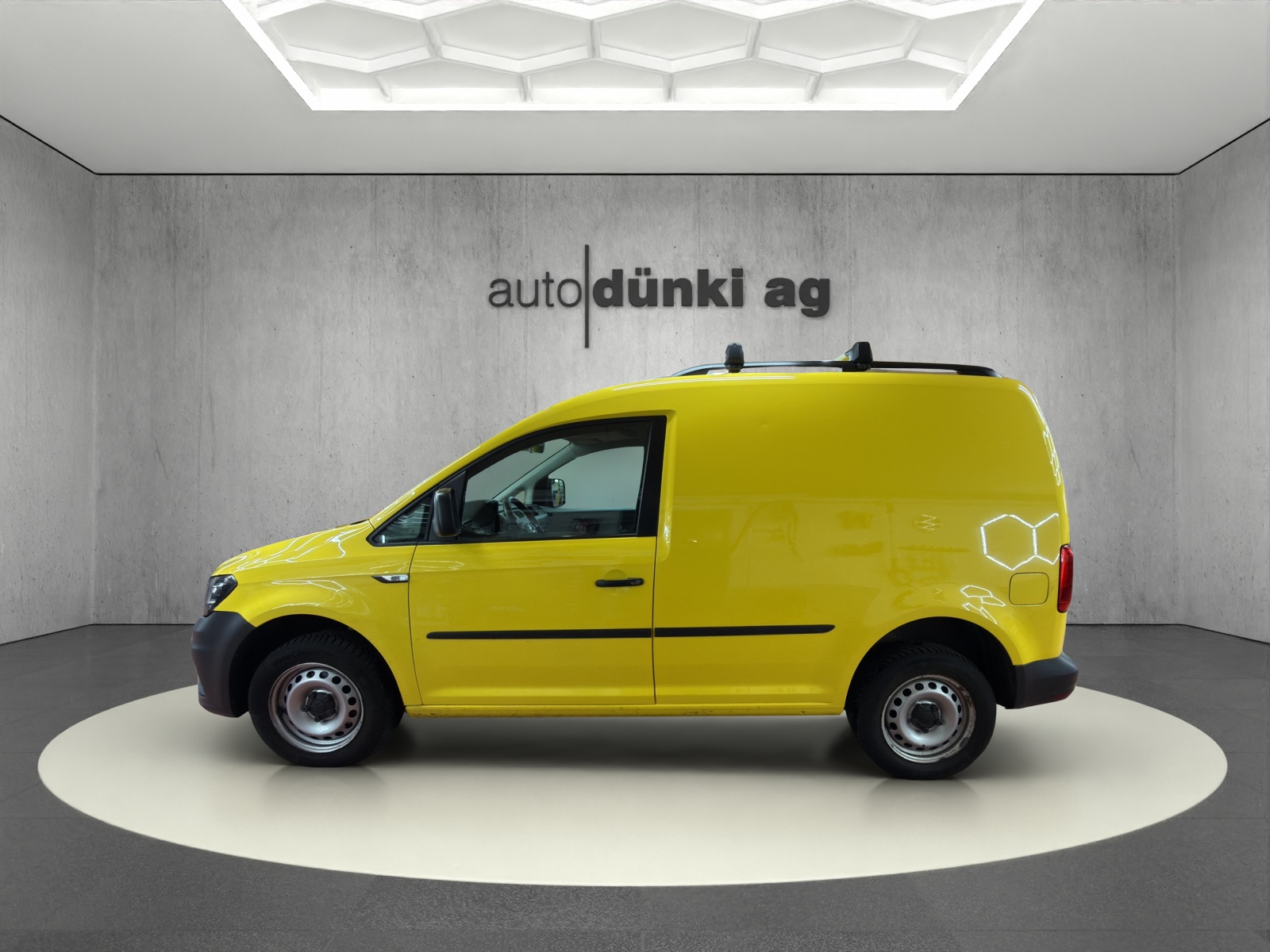 VW Caddy 2.0TDI 4Motion BlueMotion Technology-image-4