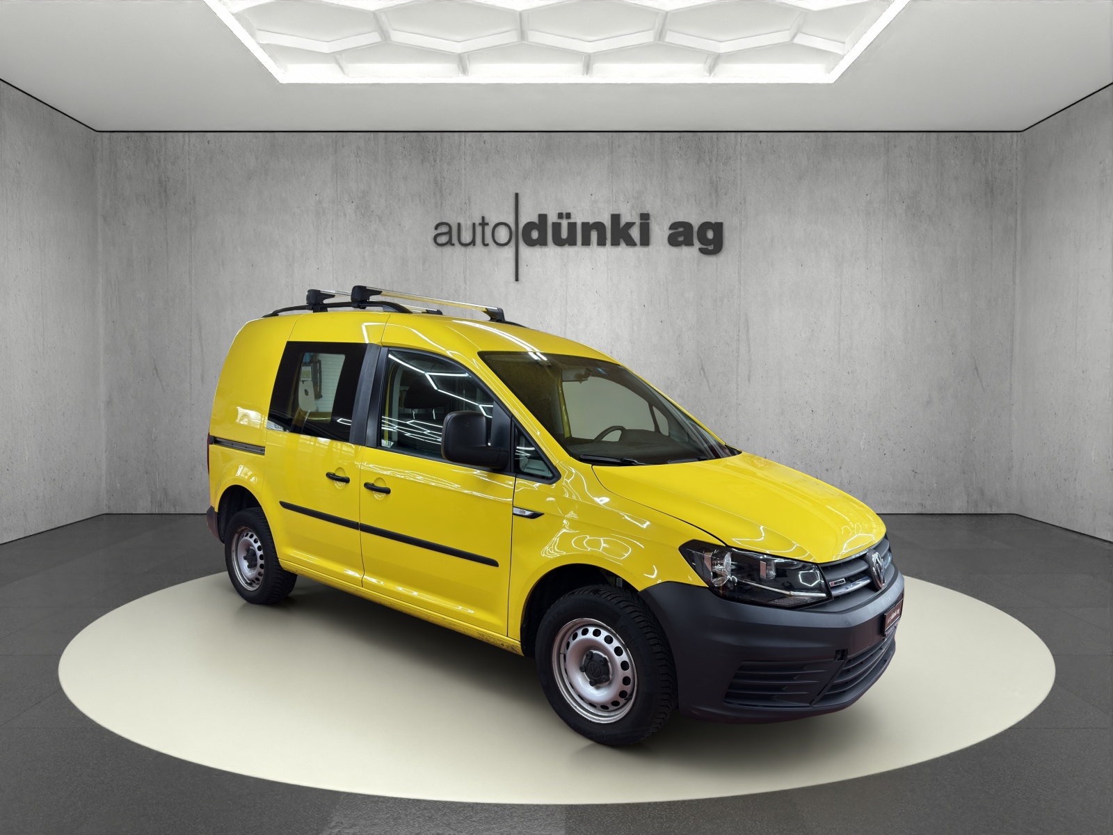 VW Caddy 2.0TDI 4Motion BlueMotion Technology-image-3
