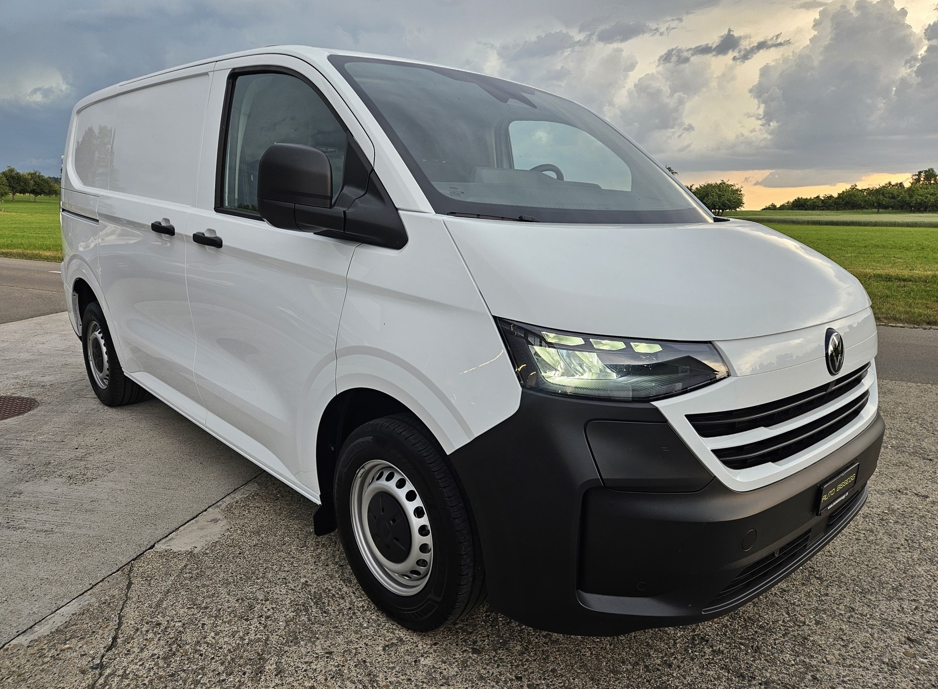 VW e-Transporter mit 286 PS und 5 Jahren Werksgarantie-image-0