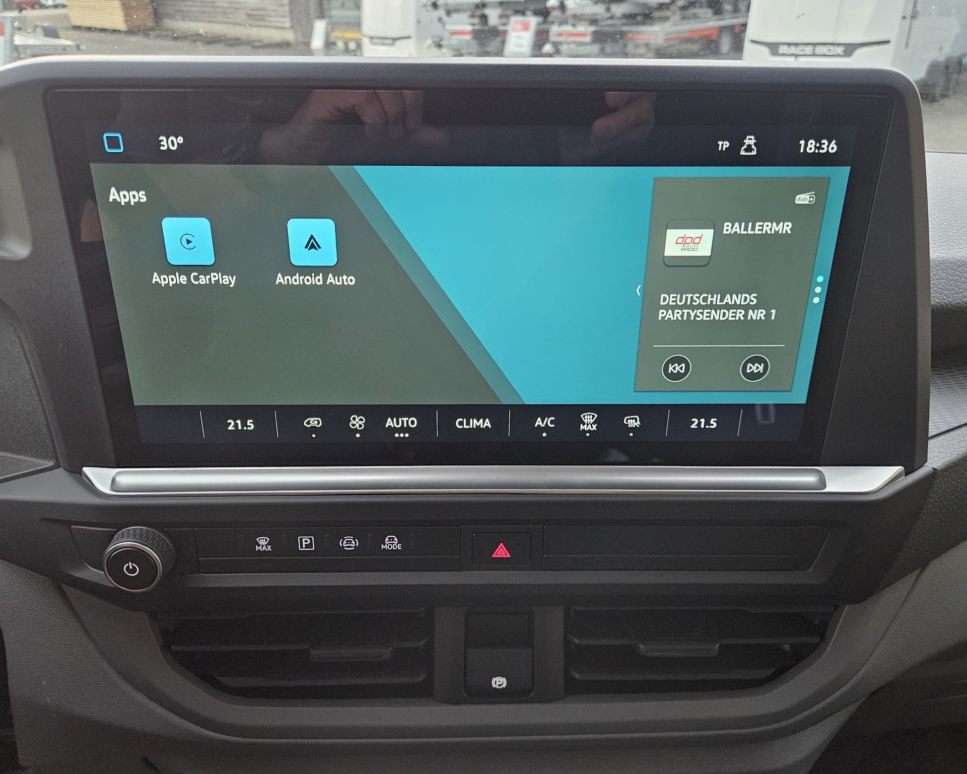 VW e-Transporter mit 286 PS und 5 Jahren Werksgarantie-image-21