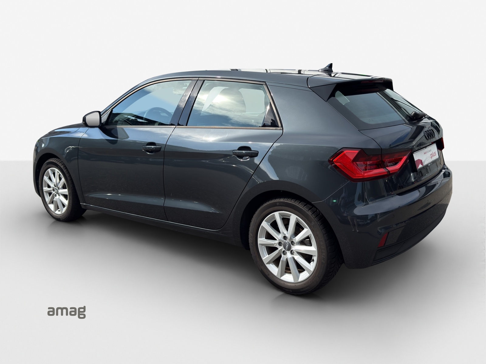 AUDI A1 Sportback 35 TFSI S Line S-tronic-image-2