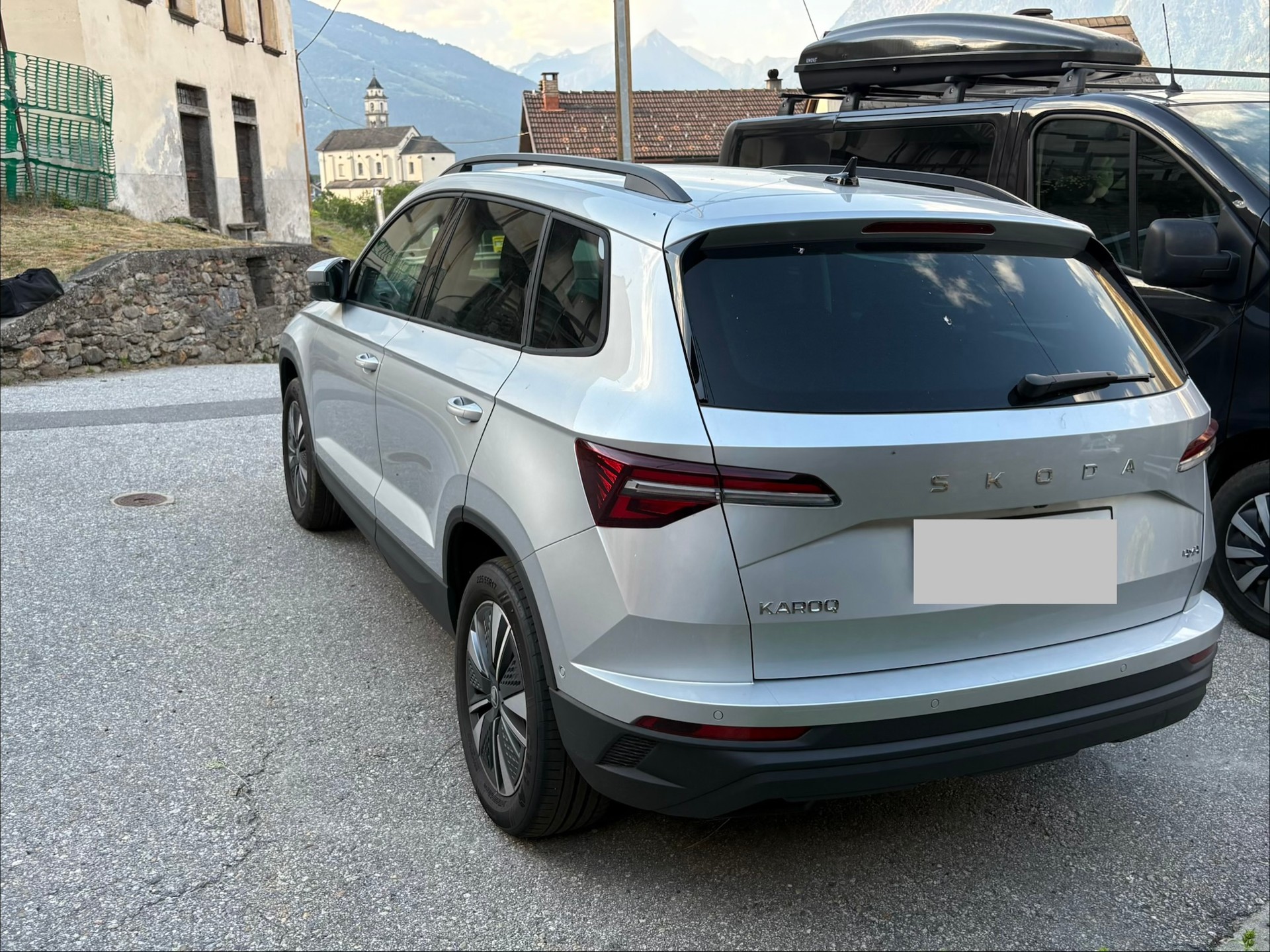 SKODA 2.0 TDI Dynamic 4x4 DSG-image-1