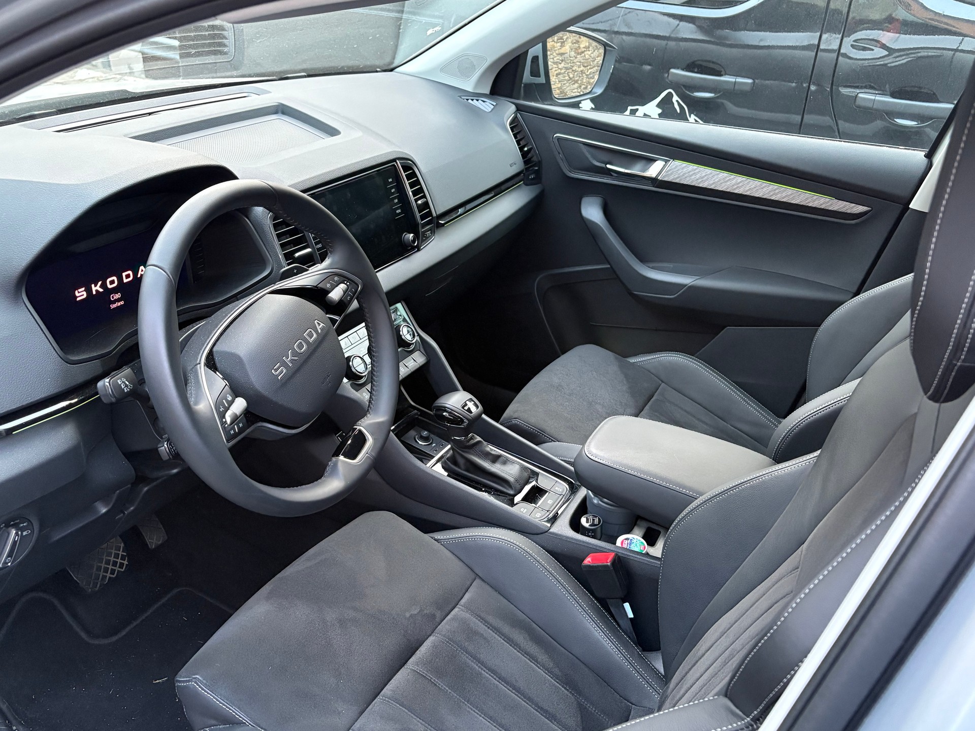 SKODA 2.0 TDI Dynamic 4x4 DSG-image-2