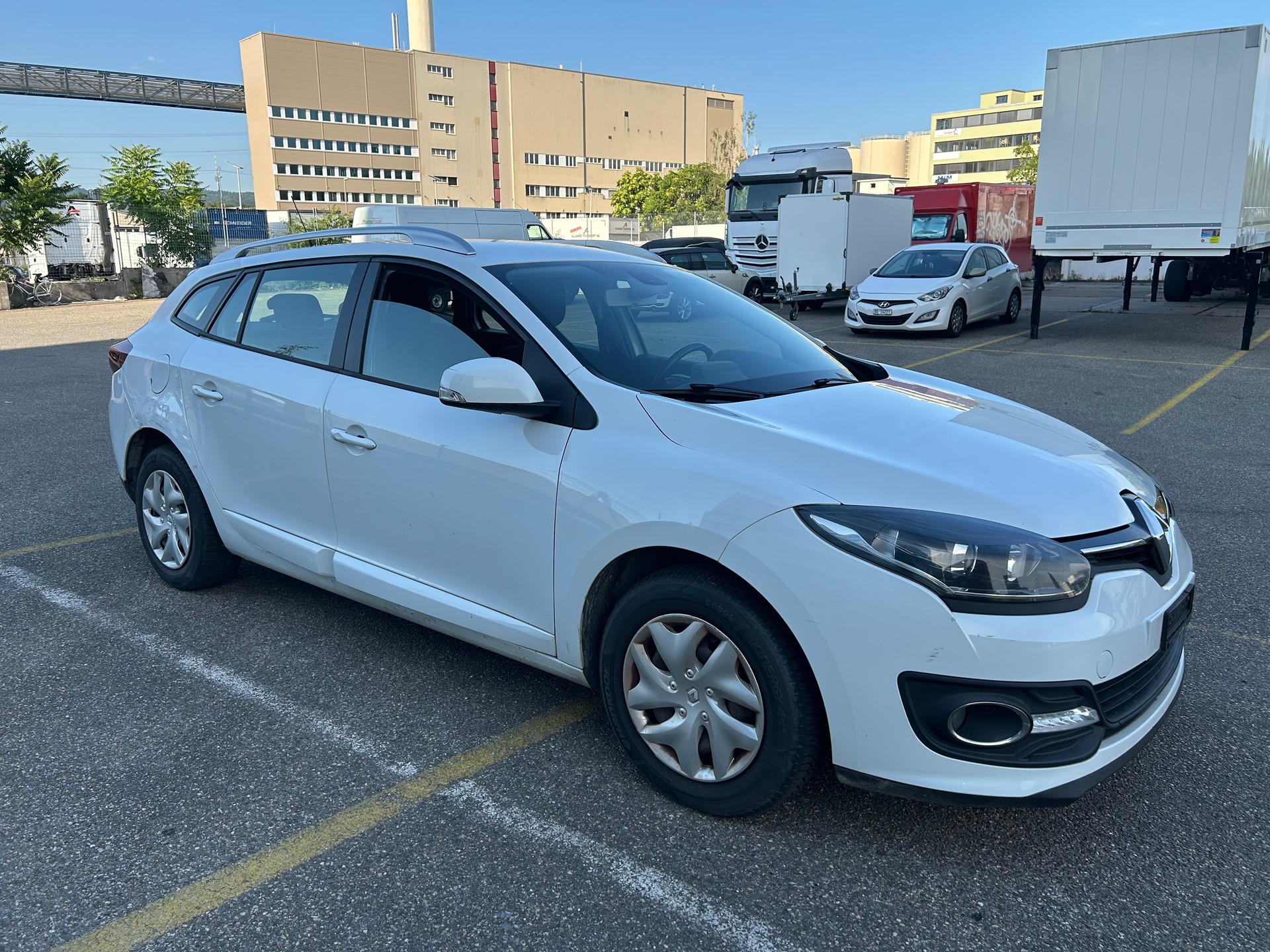 RENAULT Mégane Grandtour 1.5 dCi Bose-image-1