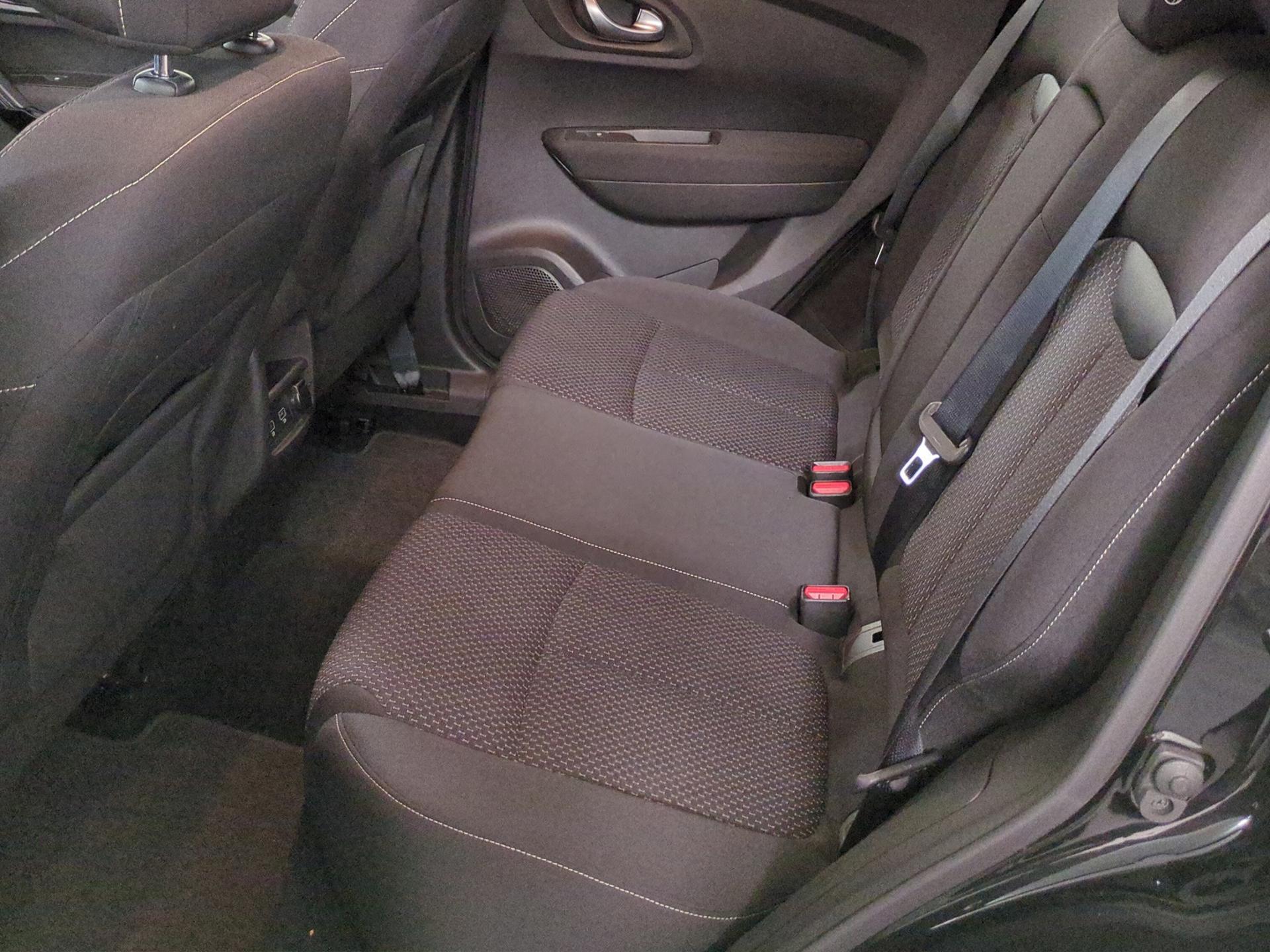 RENAULT Kadjar 1.3 16V Turbo Business EDC-image-14