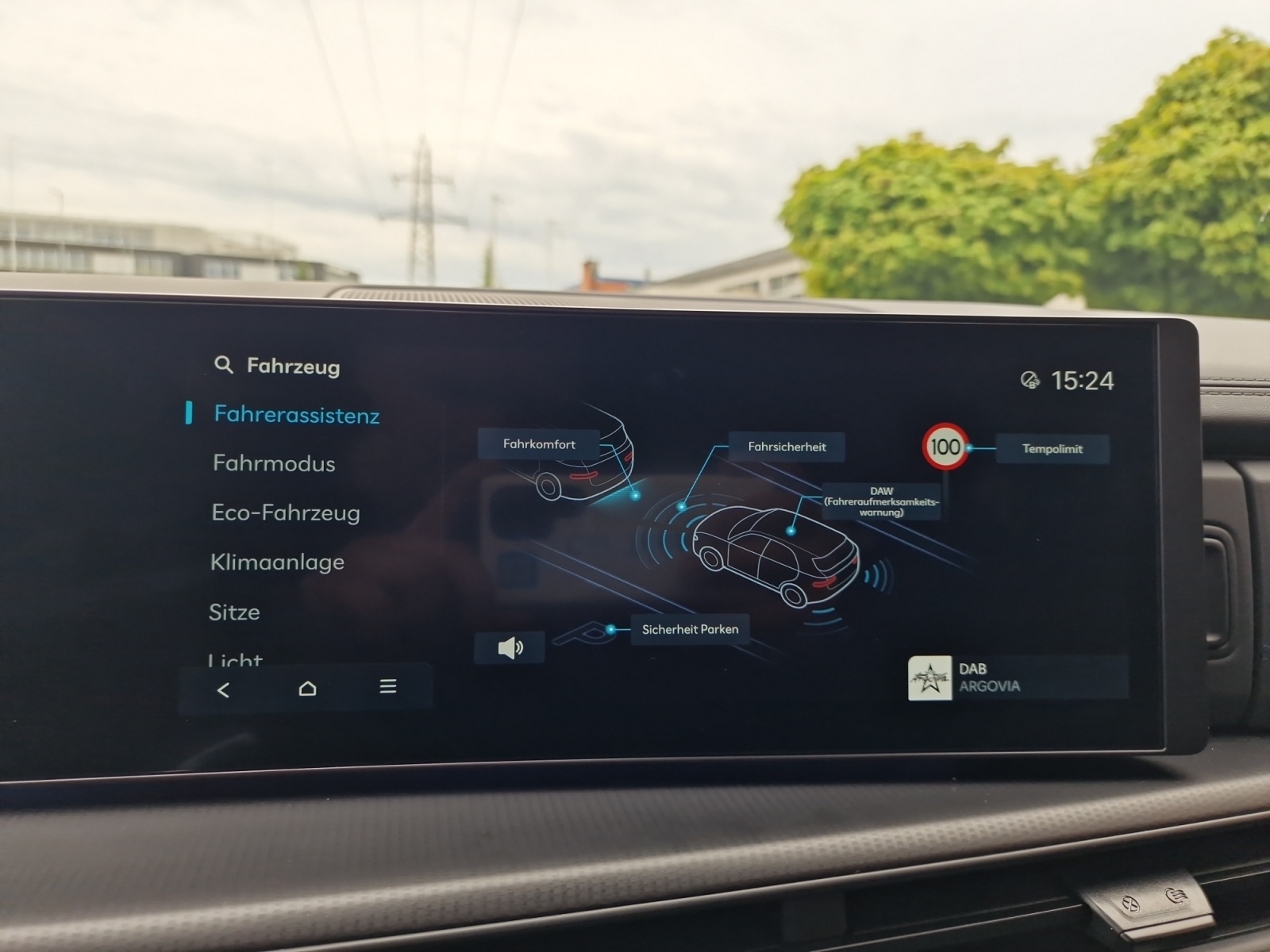 HYUNDAI Santa Fe 1.6 PHEV Calligraphy 4WD 288PS NEW MODEL 7-Sitzer-image-18