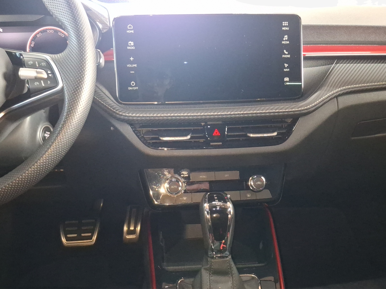 SKODA Fabia 1.5 TSI Monte Carlo DSG-image-9