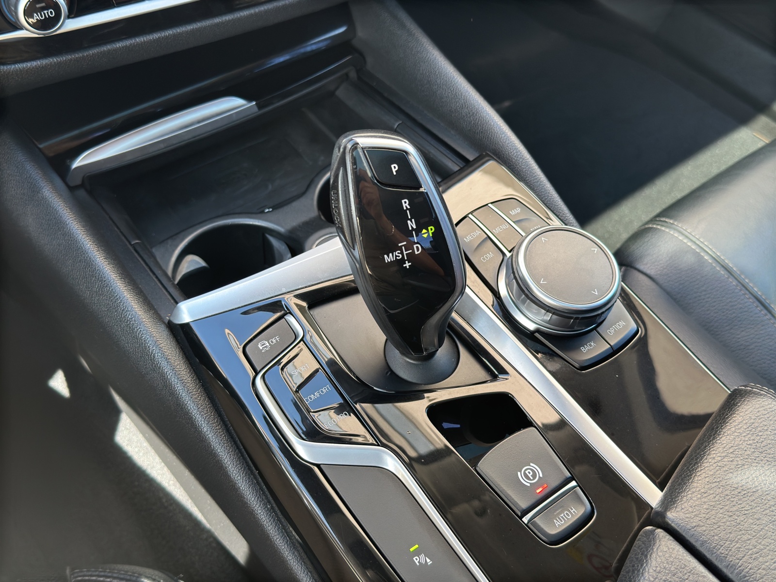 BMW 520d Steptronic-image-9