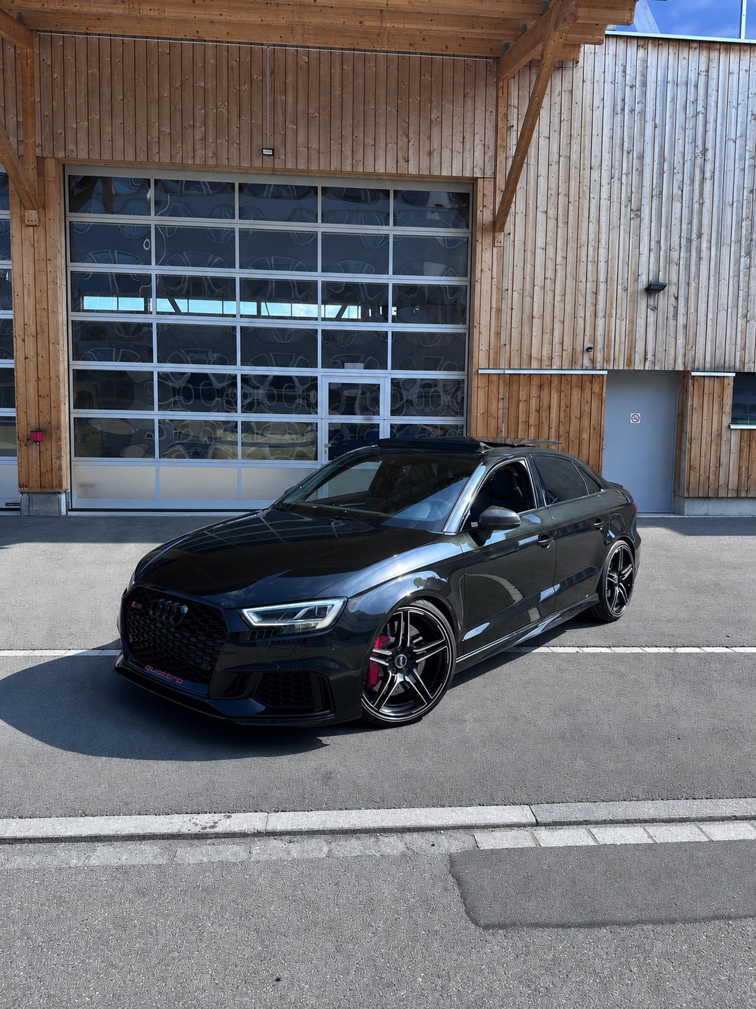 AUDI RS3 Sedan ( OHNE OPF ) quattro S-tronic / ** 400 PS - Frisch ab MFK & Service *-image-0