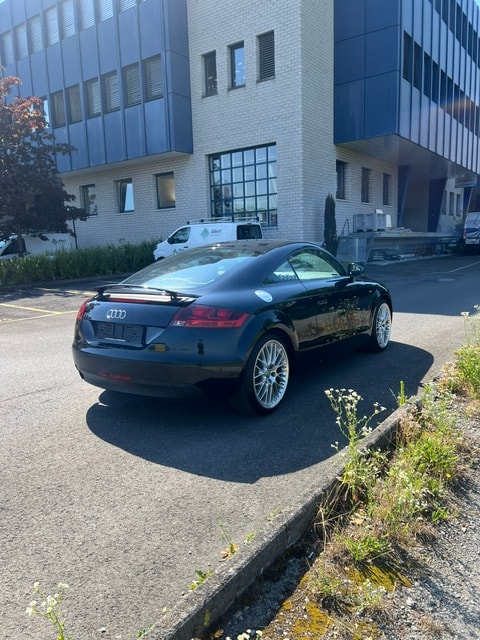 AUDI TT Coupé 2.0 TFSI-image-2