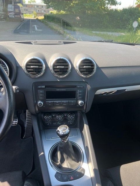 AUDI TT Coupé 2.0 TFSI-image-6