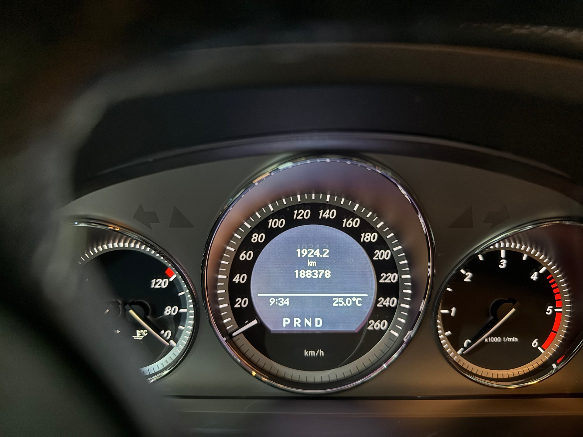 MERCEDES-BENZ C 220 CDI BlueEfficiency Avantgarde Automatic-image-15