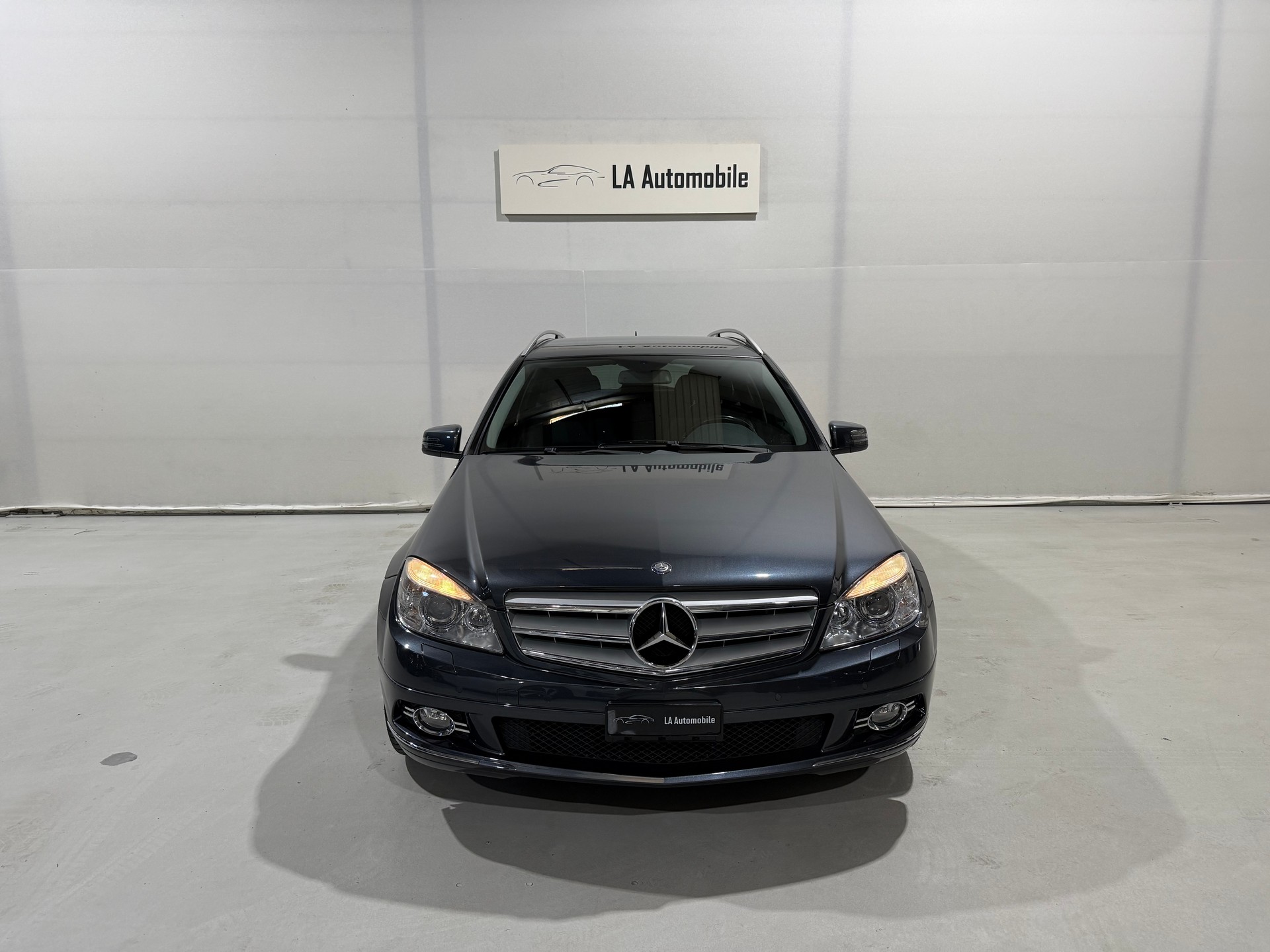 MERCEDES-BENZ C 220 CDI BlueEfficiency Avantgarde Automatic-image-3