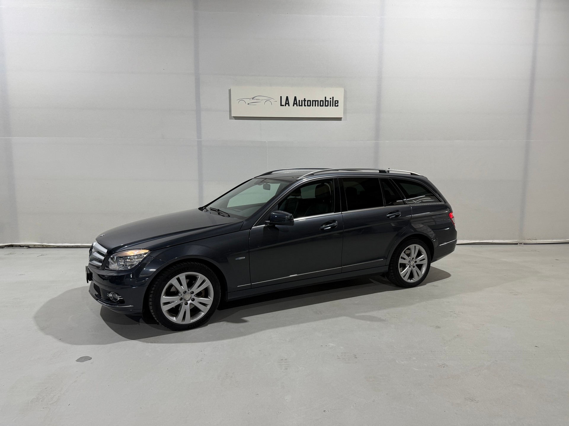 MERCEDES-BENZ C 220 CDI BlueEfficiency Avantgarde Automatic-image-1