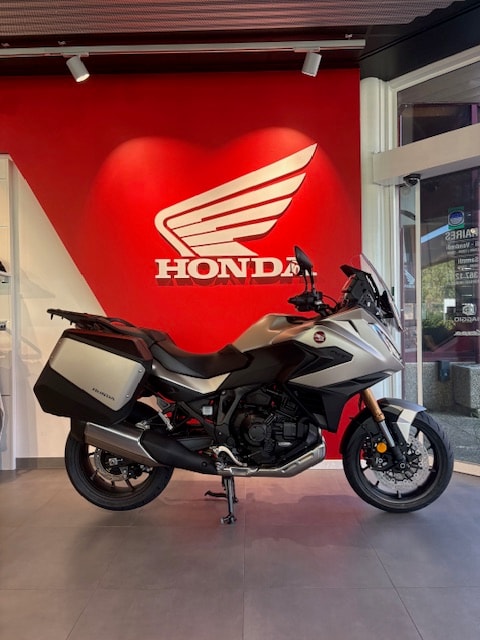 HONDA NT 1100 DCT E.S.-image-1