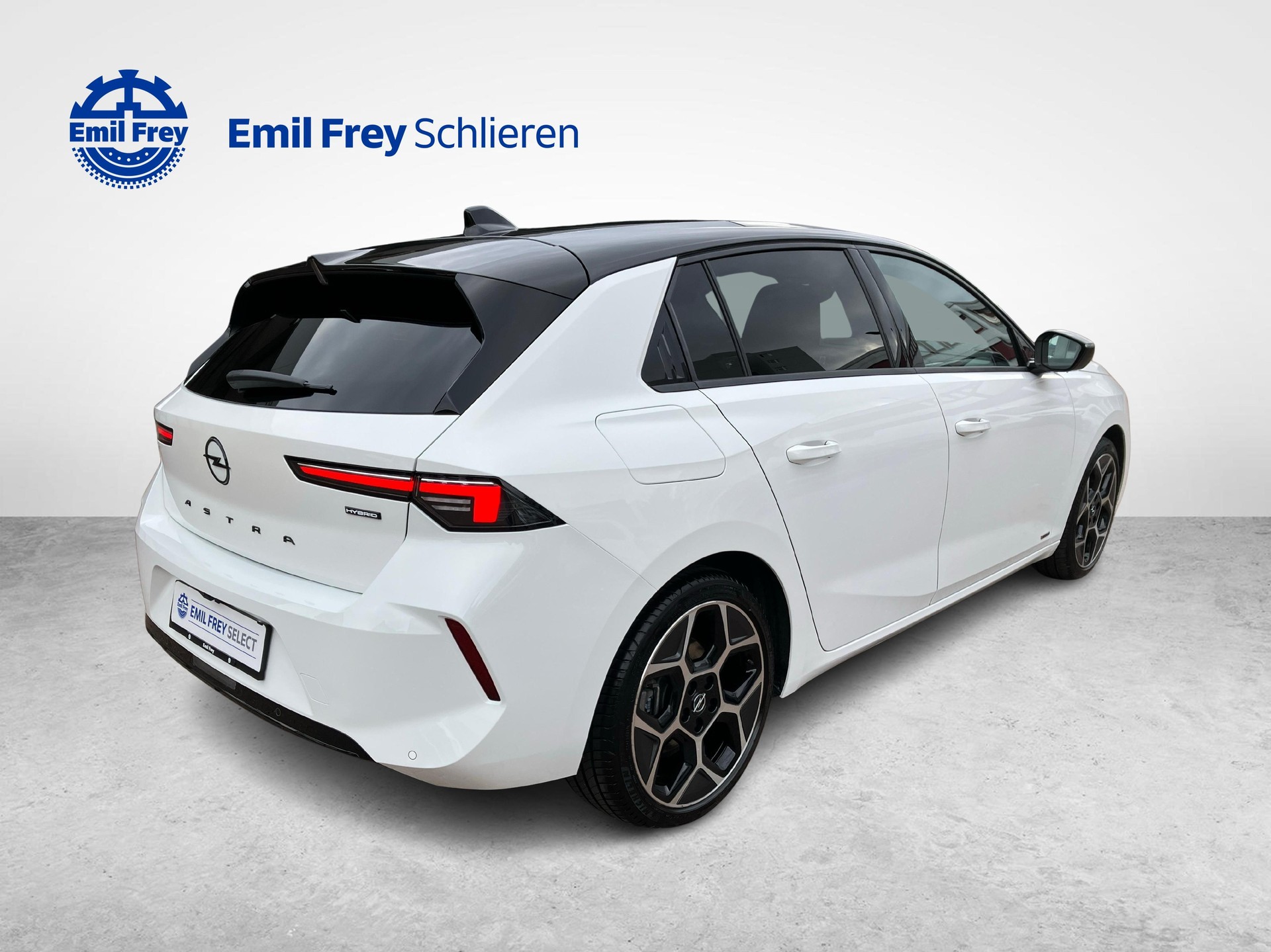 OPEL Astra 1.6 T PHEV 180 Swiss Premium-image-4