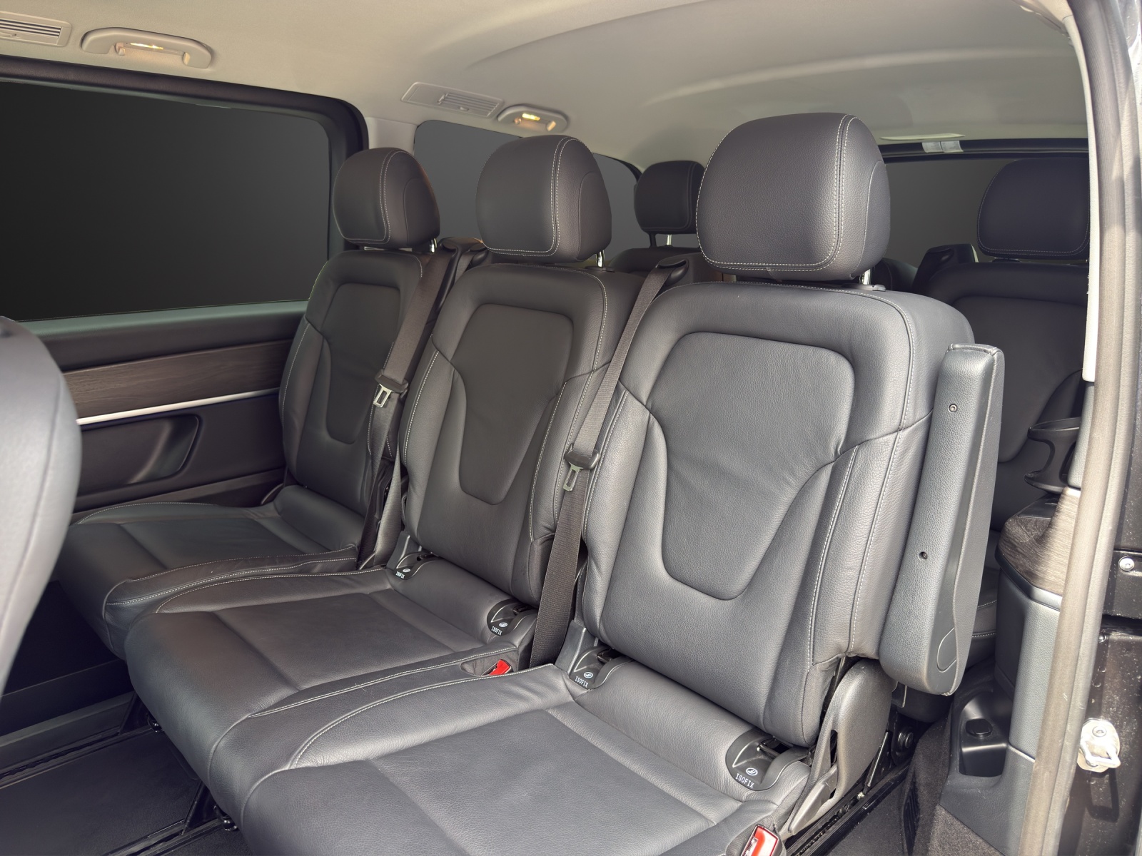 MERCEDES-BENZ V 250 d lang Avantgarde 4Matic G-Tronic-image-14